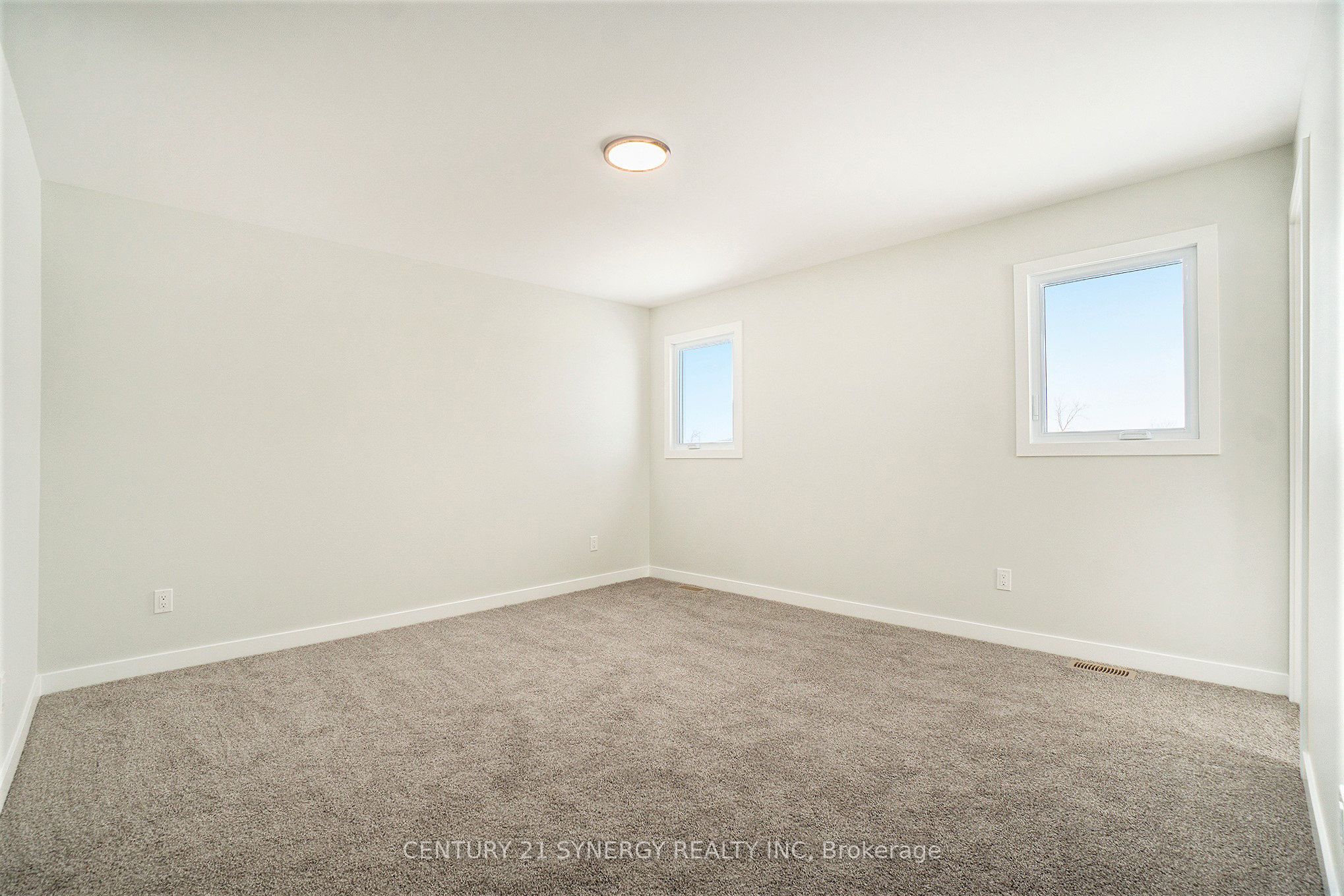 65 Villeneuve Street Property Photo 20