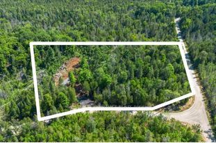 284 Limerick Lake Rd Property Photo 1