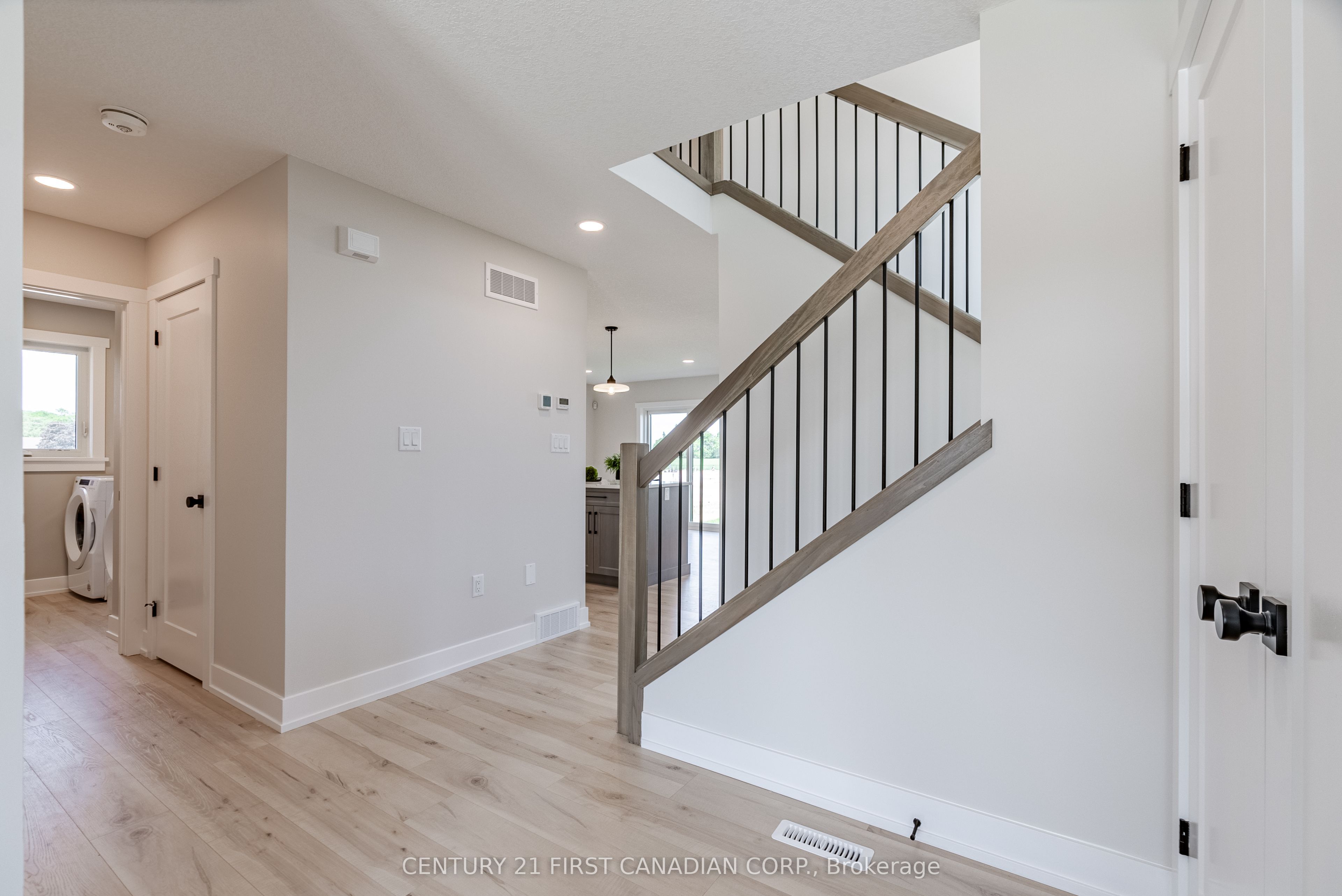 656 Ketter Way Property Photo 7