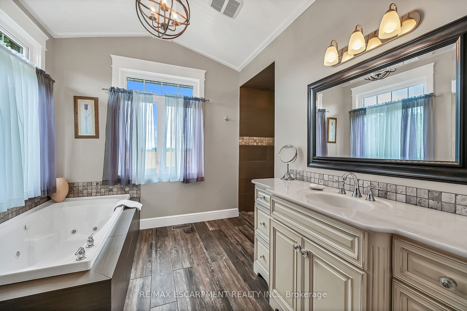 560 Concession 11 Walpole Road Property Photo 24