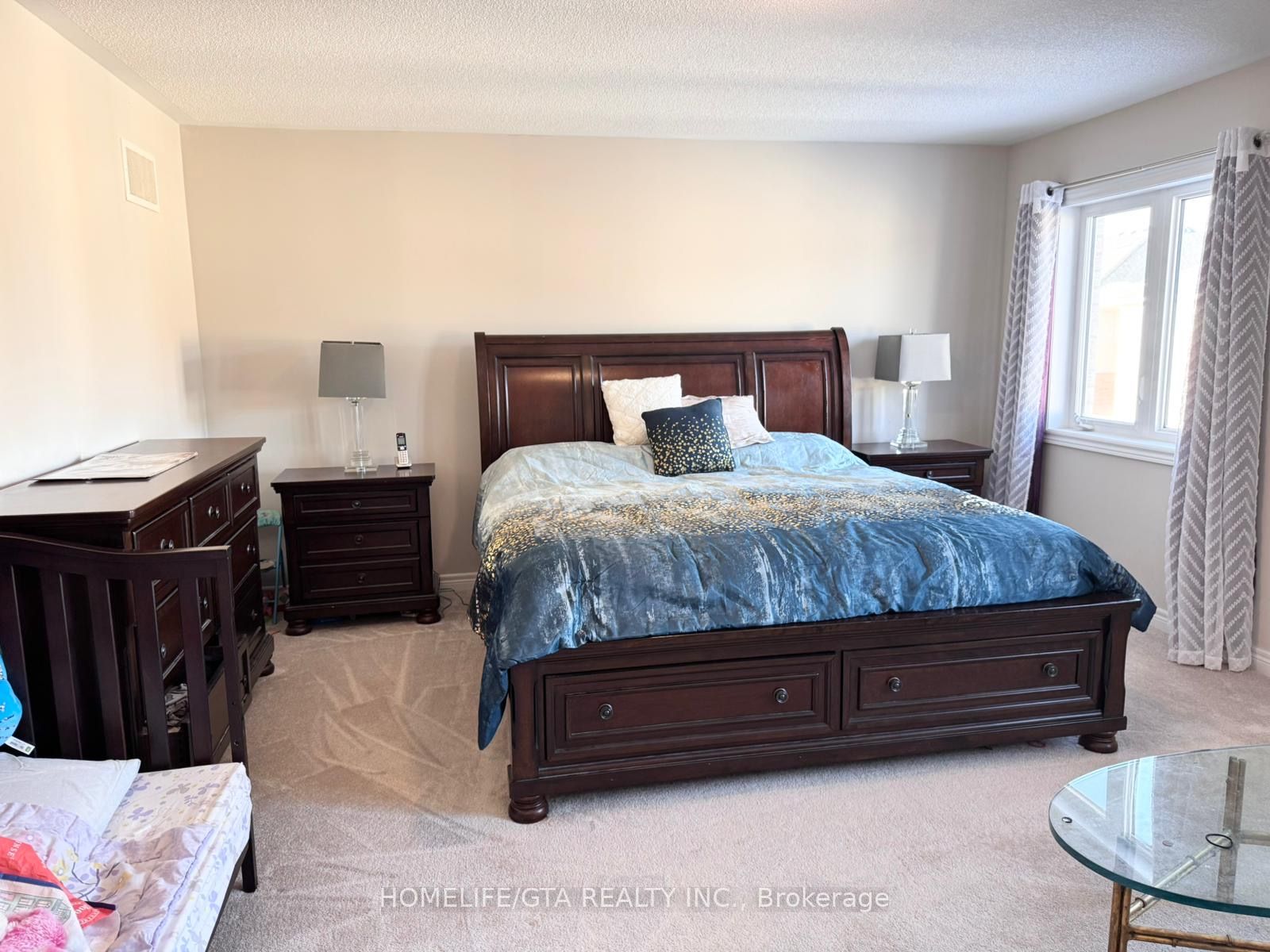 61 Barlow Place Property Photo 11