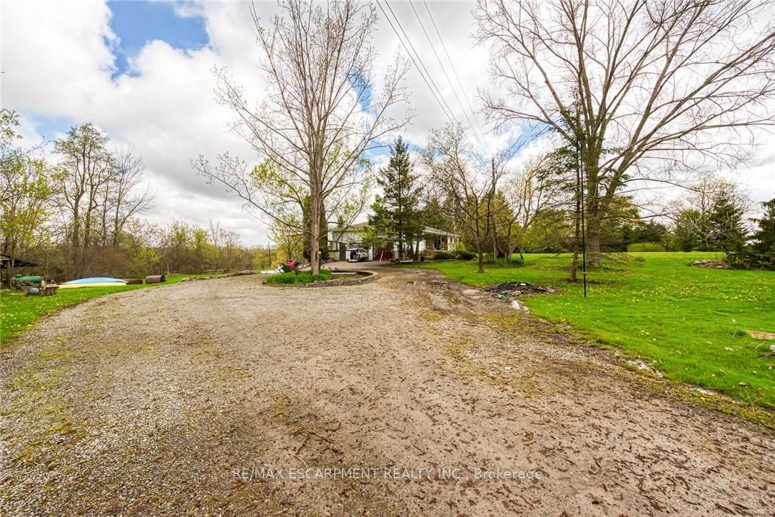 304 River Road Property Photo 5