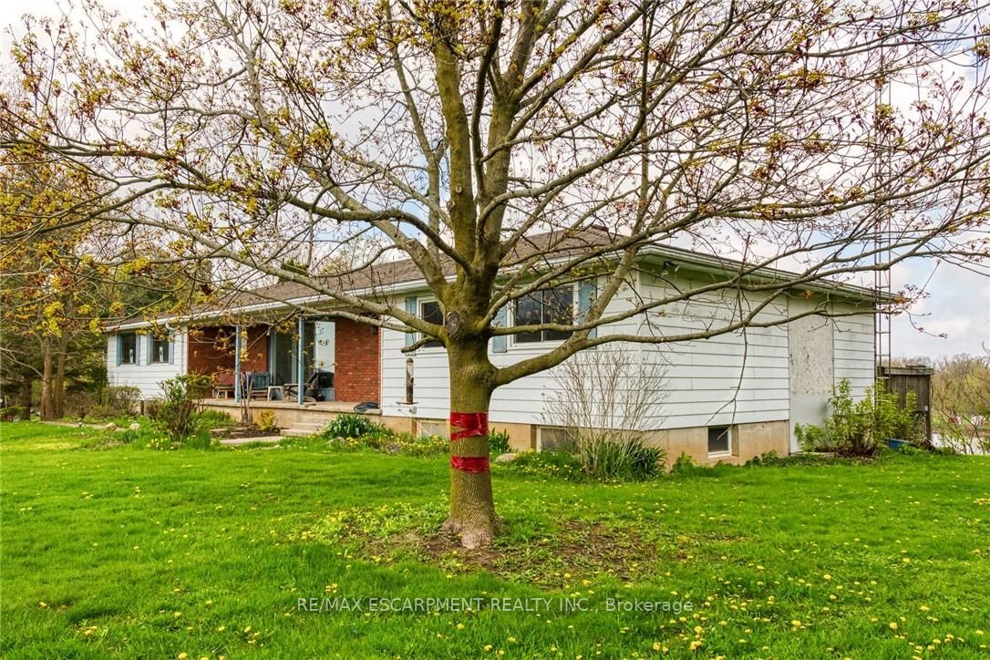 304 River Road Property Photo 9