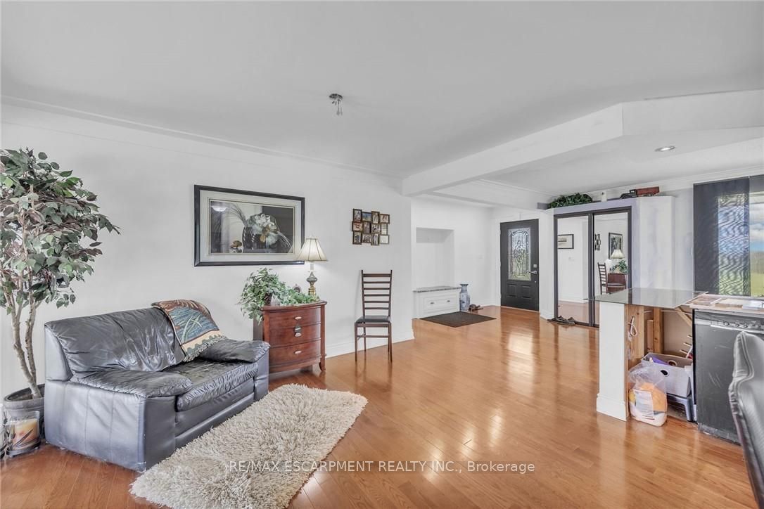 304 River Road Property Photo 11