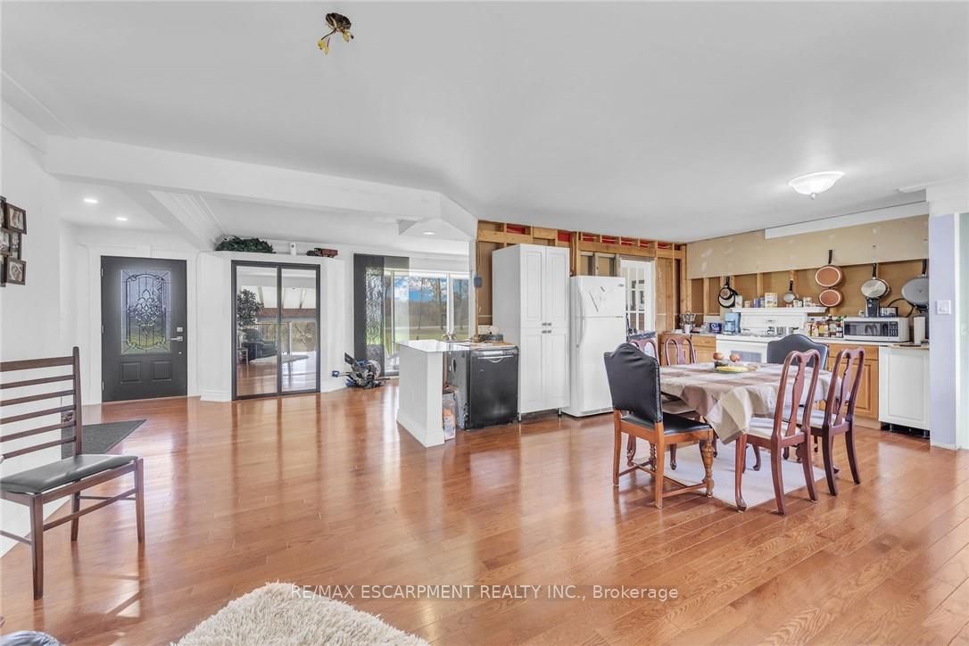 304 River Road Property Photo 12