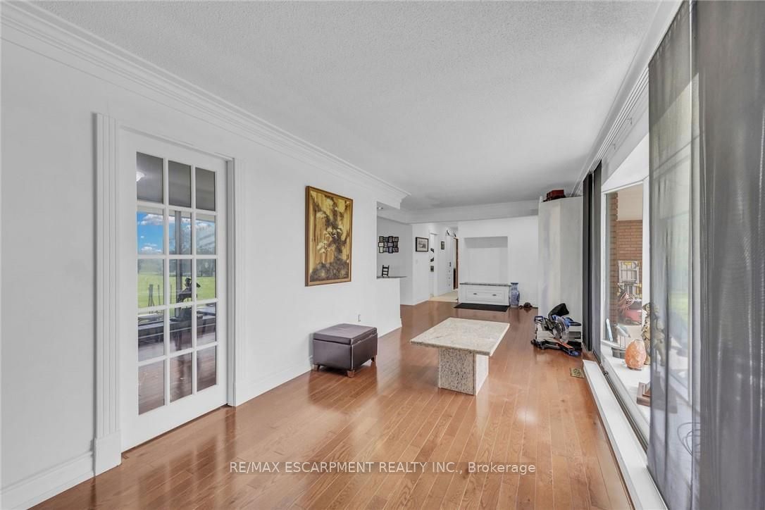 304 River Road Property Photo 18