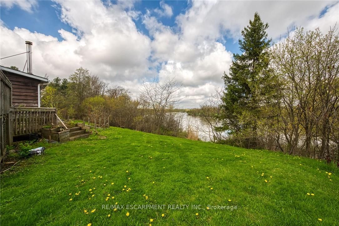 304 River Road Property Photo 37