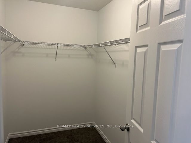 920 Tartan Court Property Photo 7