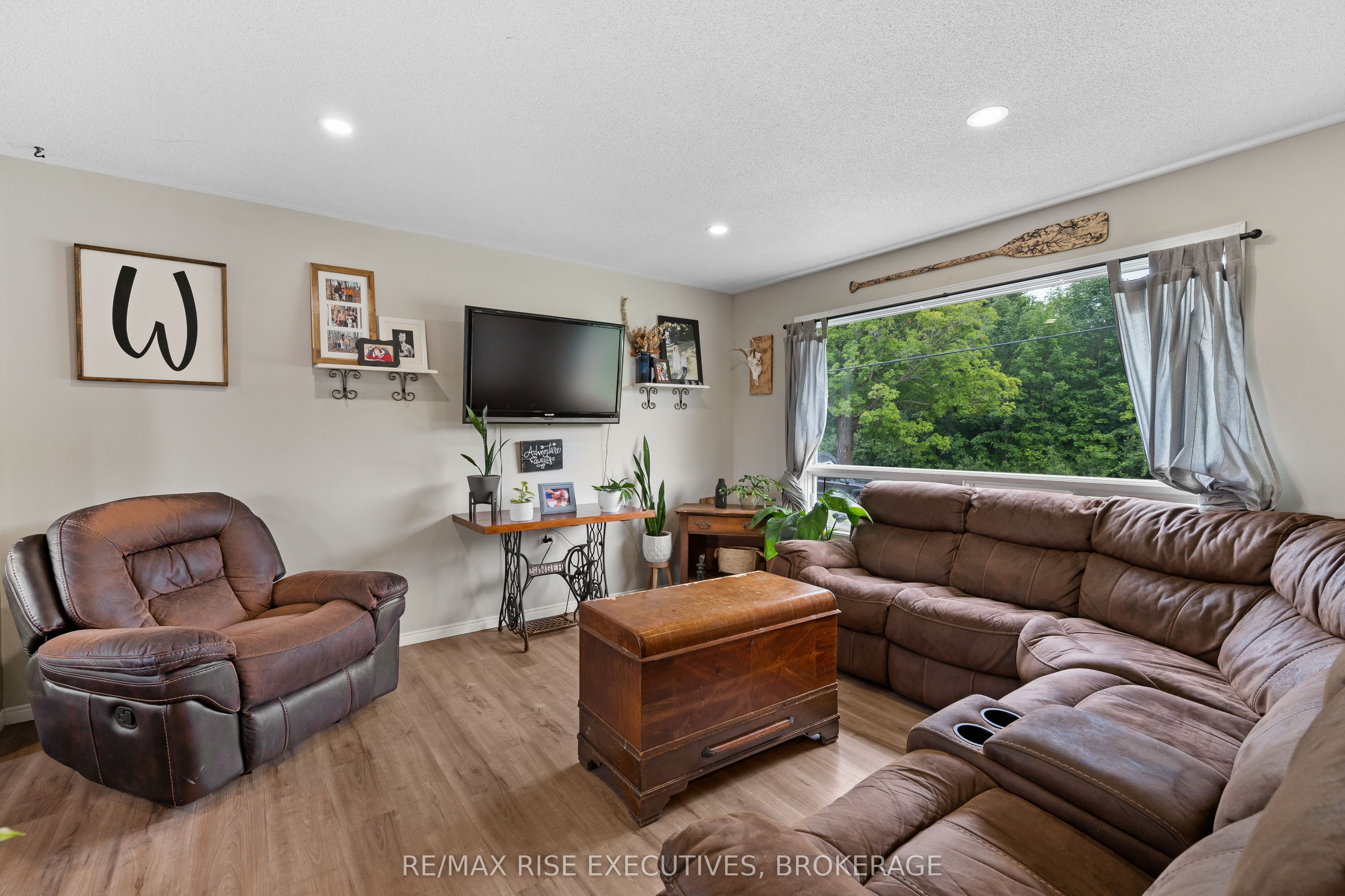 120 Ballycanoe Road Property Photo 6