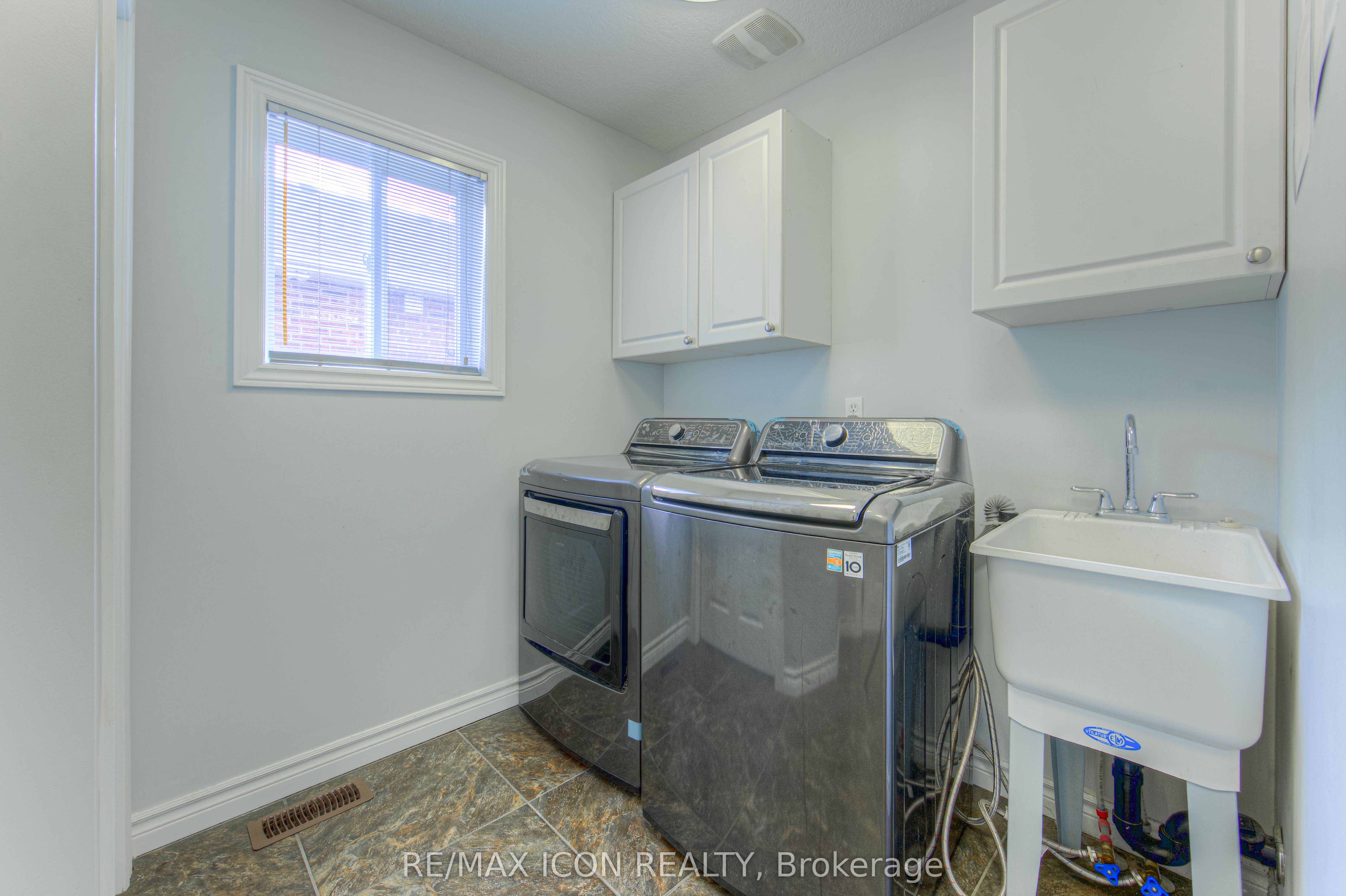 139 Pebblecreek Drive Property Photo 8