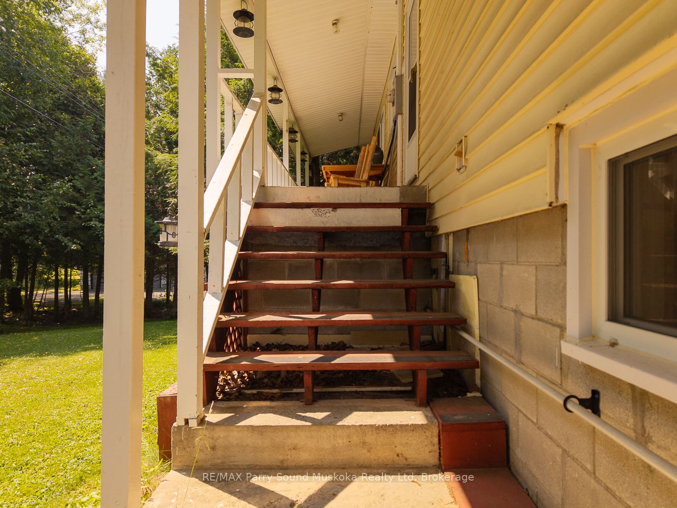 86 Lakeside Crescent Property Photo 18