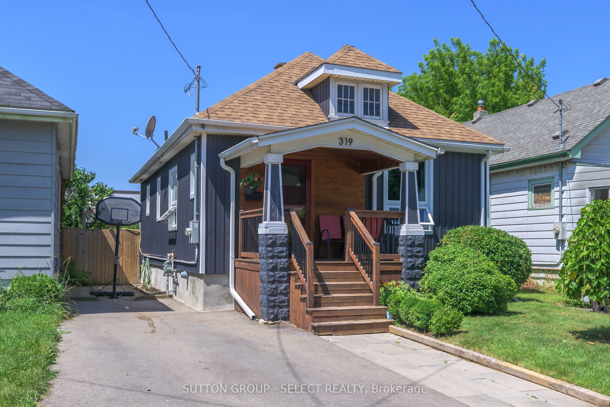 319 Eleanor Street Property Photo 1