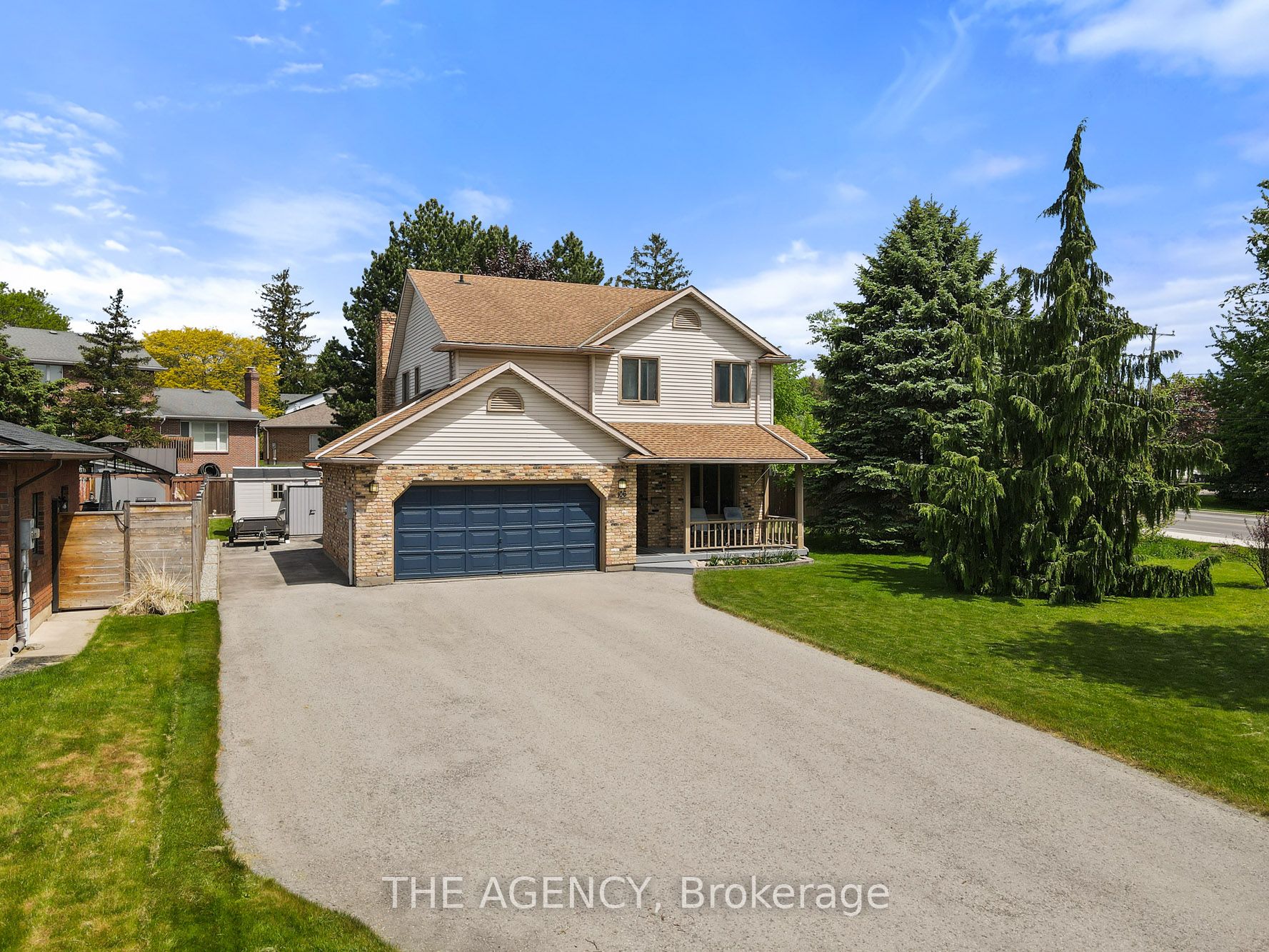 106 Spruceside Crescent Property Photo 1