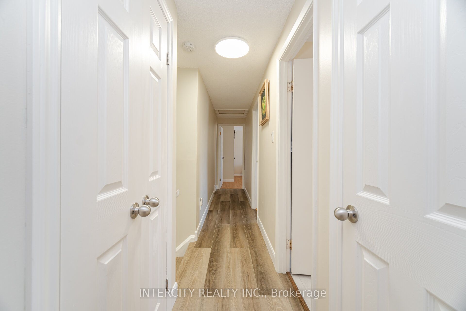 35 Lower Canada Crescent Property Photo 27