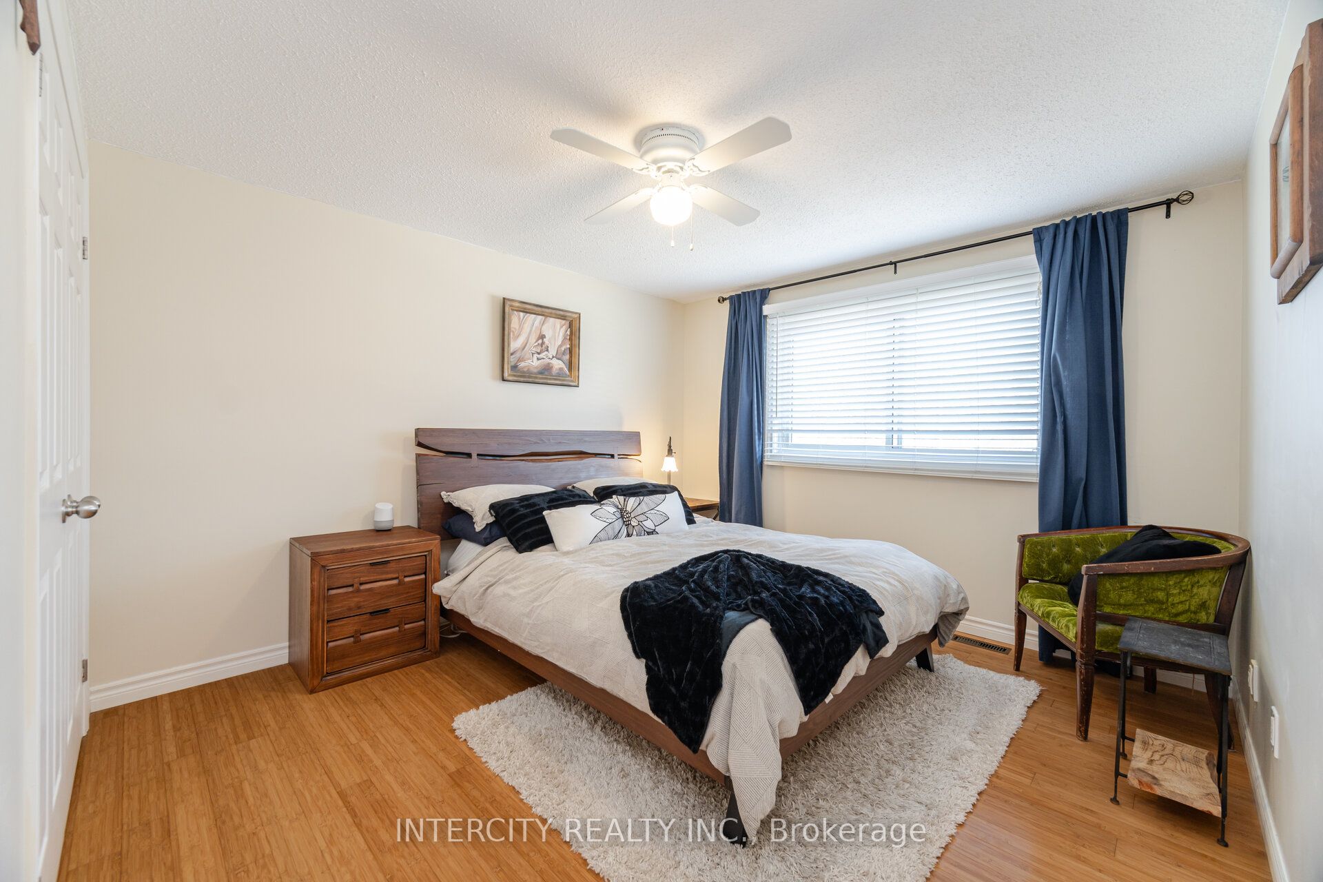 35 Lower Canada Crescent Property Photo 28