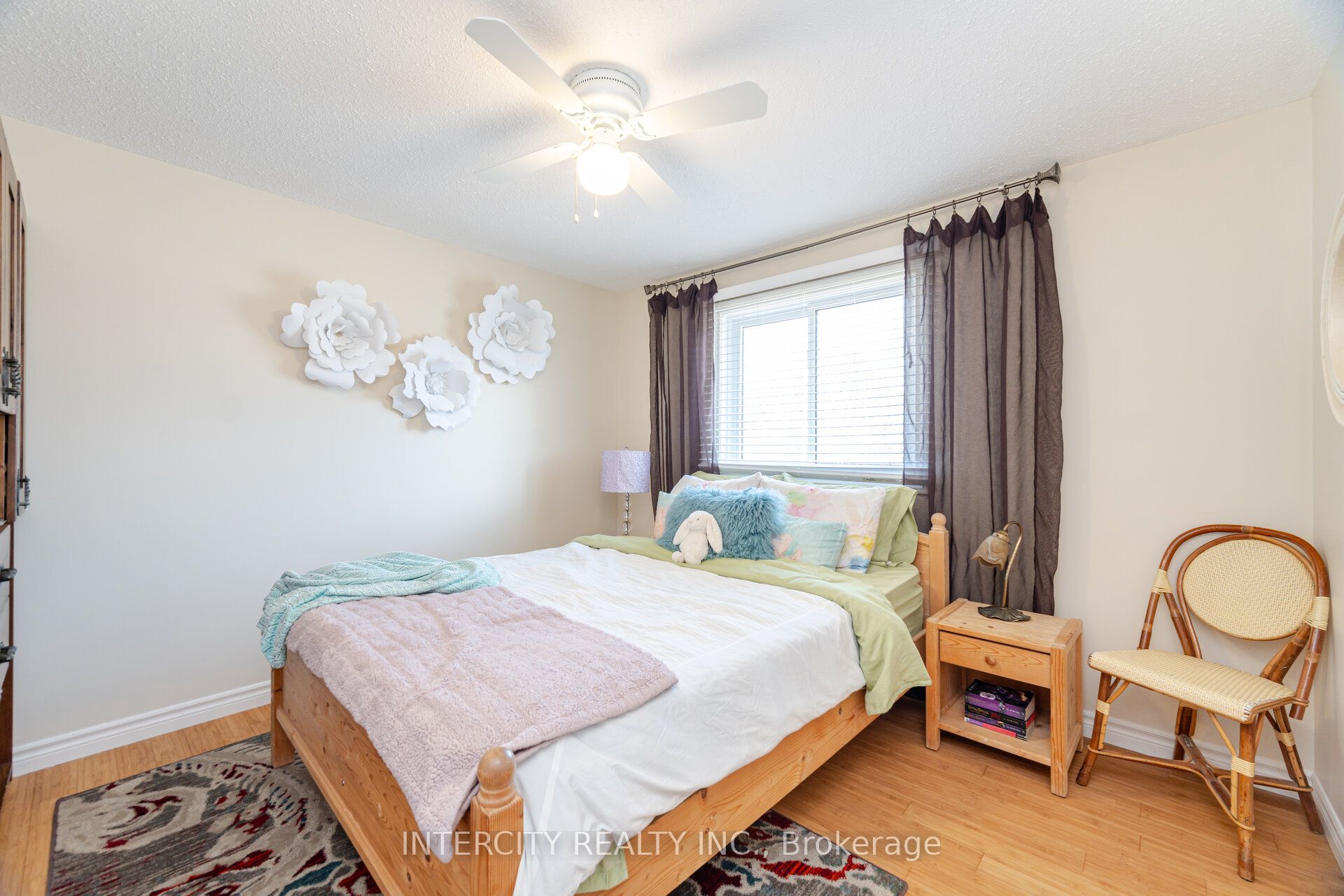 35 Lower Canada Crescent Property Photo 30