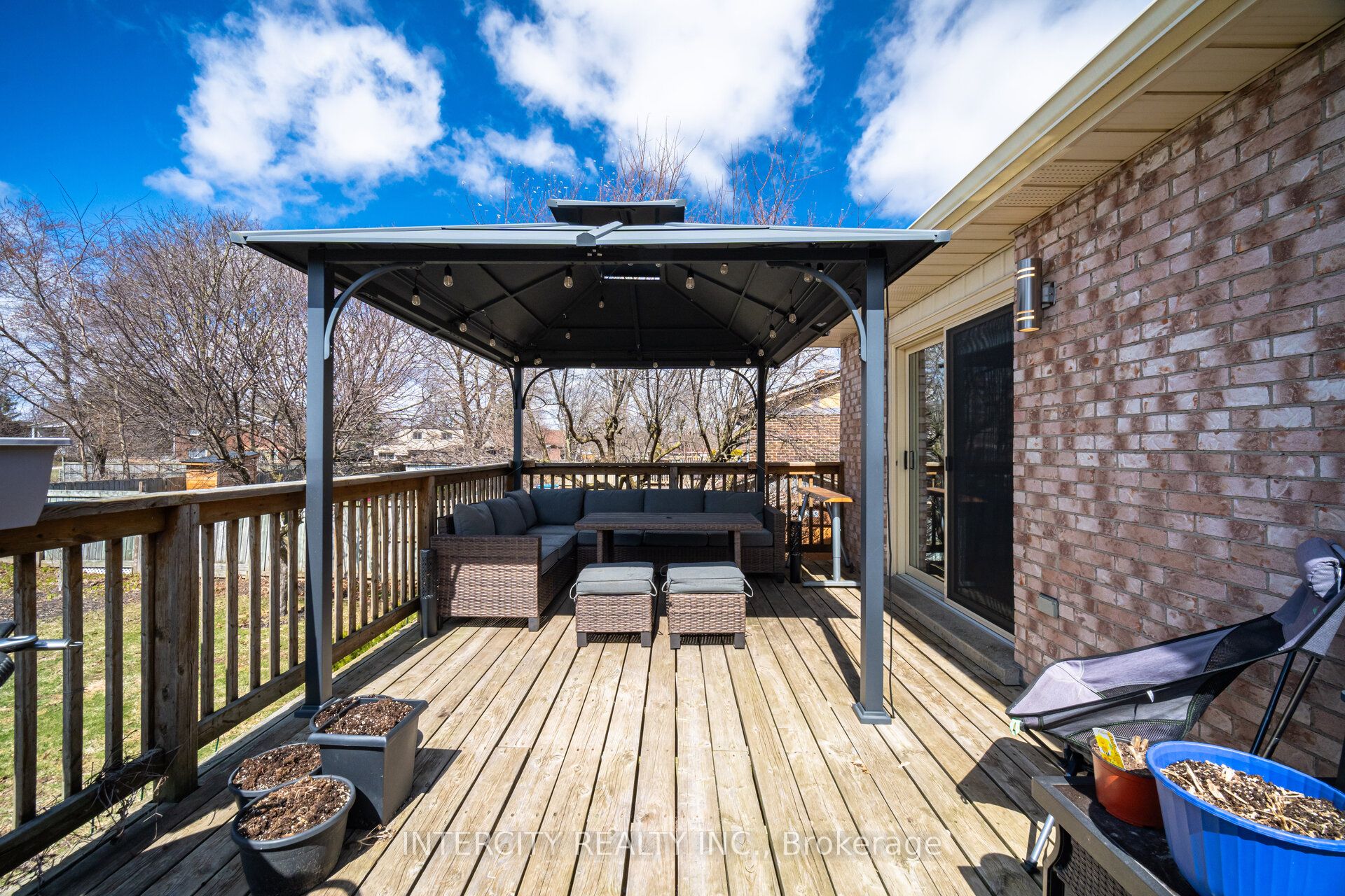 35 Lower Canada Crescent Property Photo 42