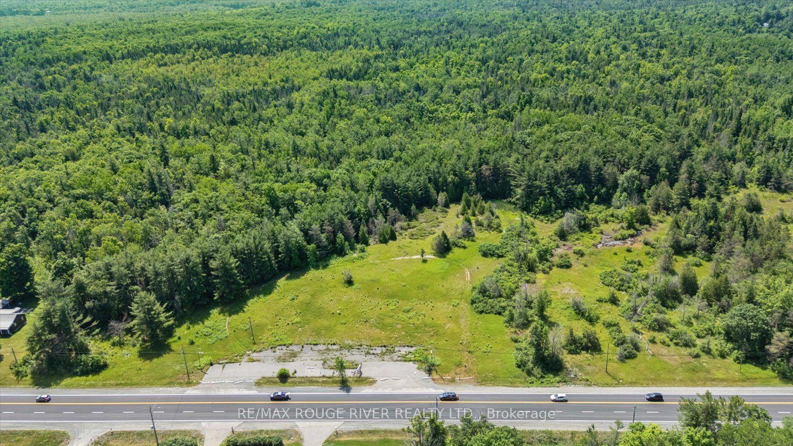 102204 Highway 7 Property Photo 1