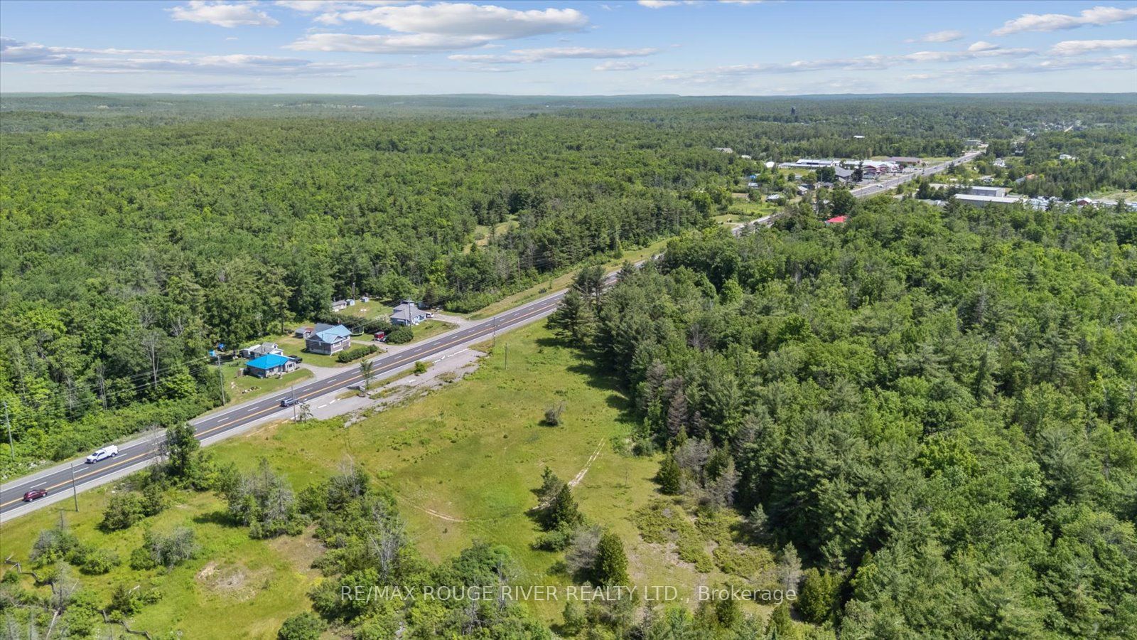 102204 Highway 7 Property Photo 4