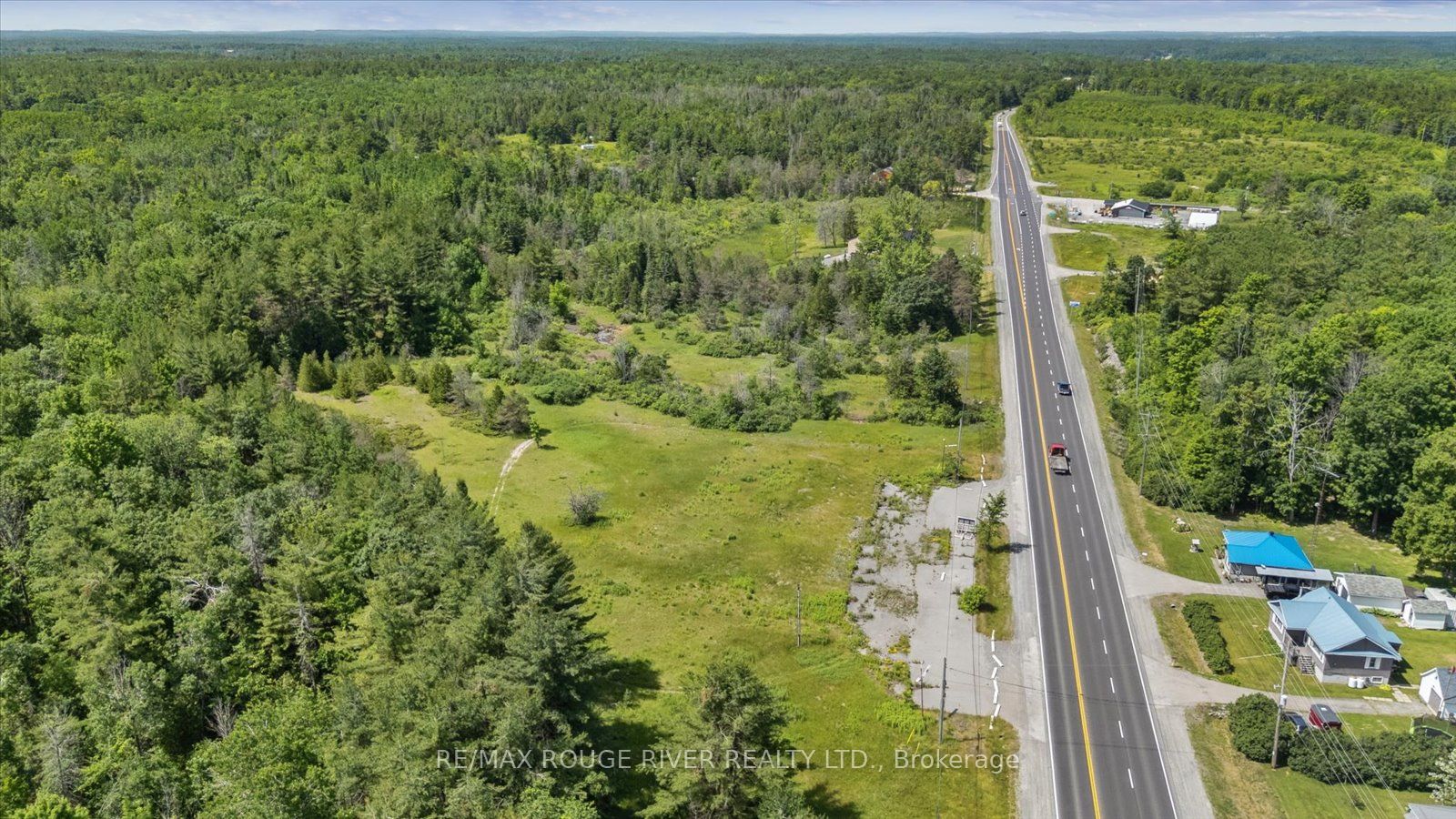 102204 Highway 7 Property Photo 5