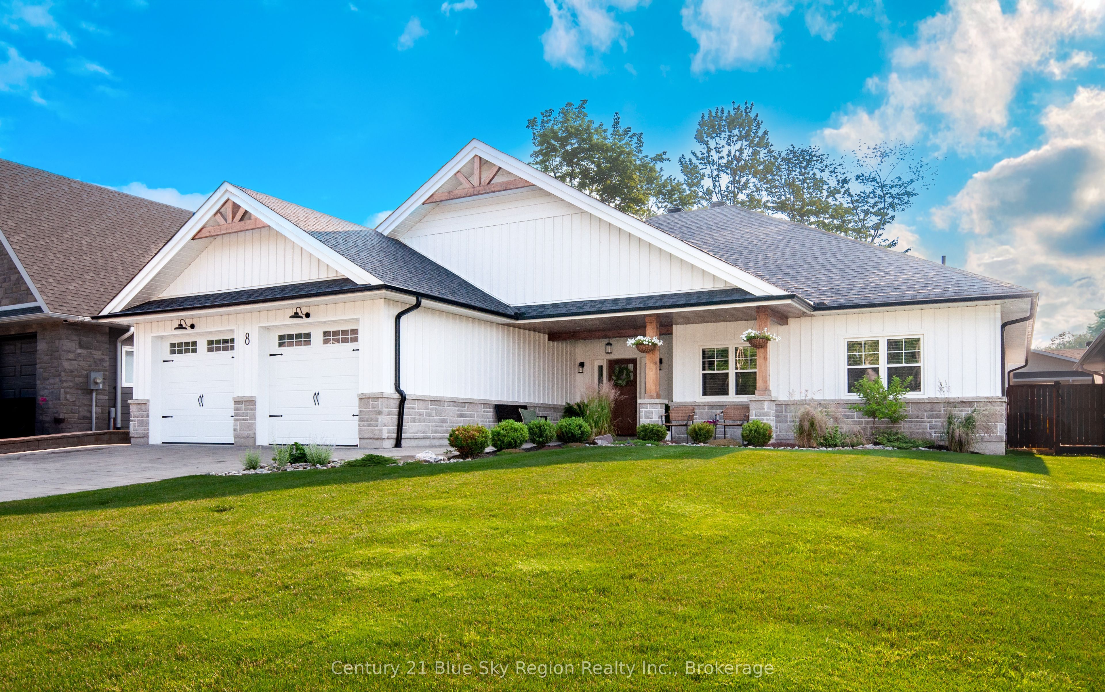 8 Chateau Ridge