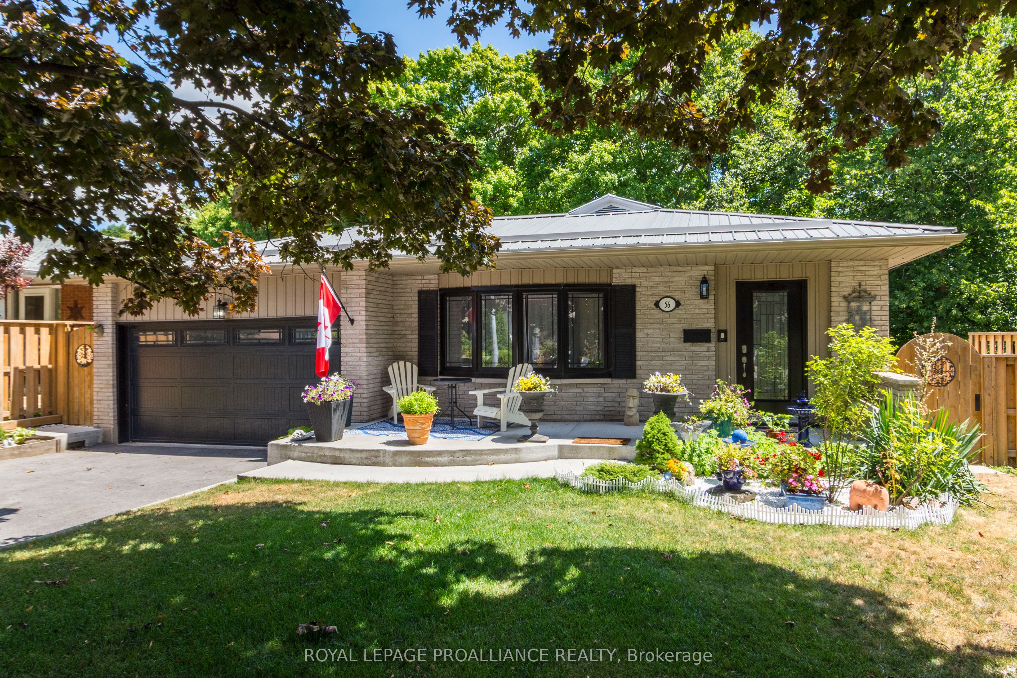 56 Parkview Heights Property Photo 1