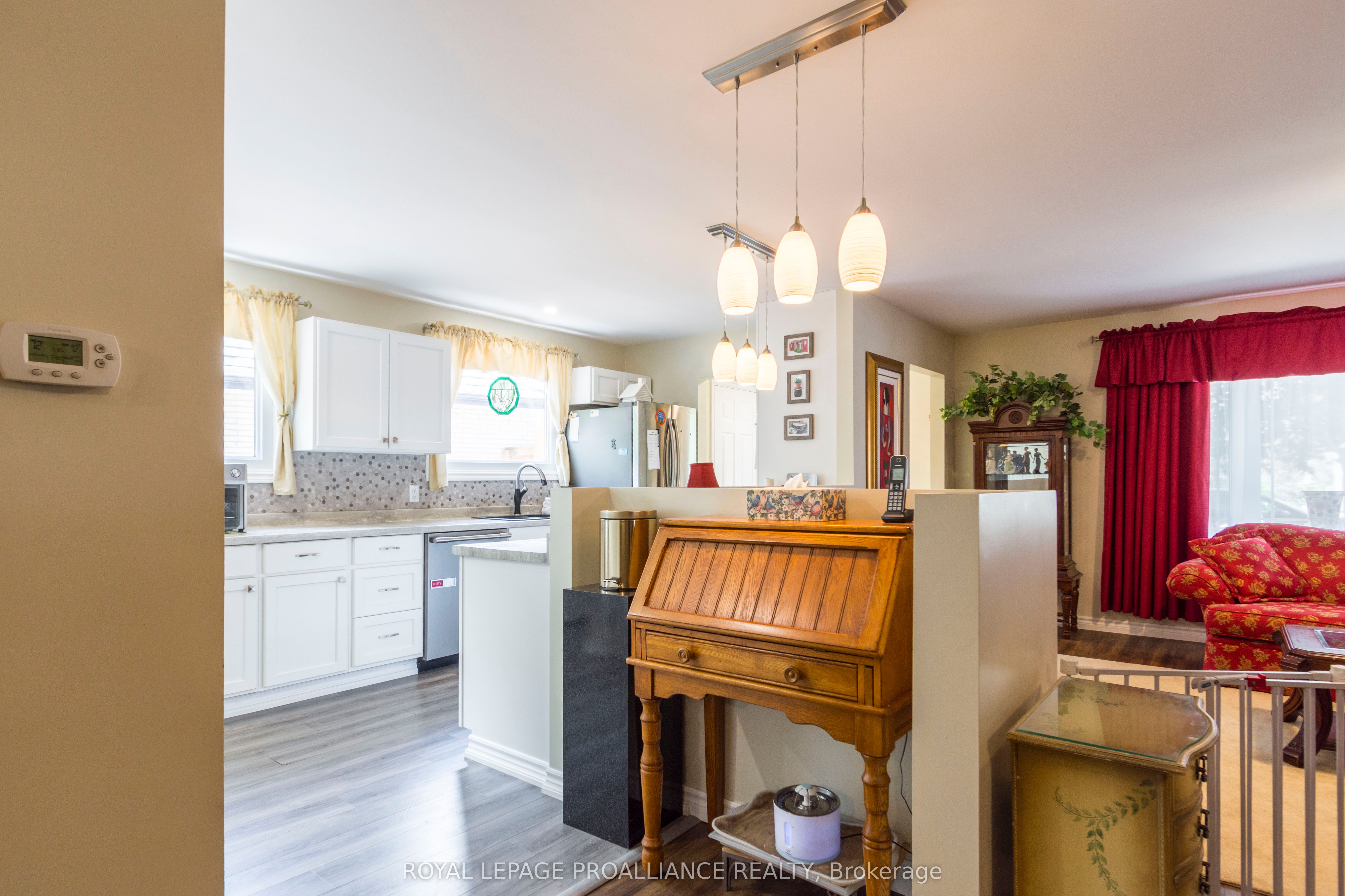 56 Parkview Heights Property Photo 17