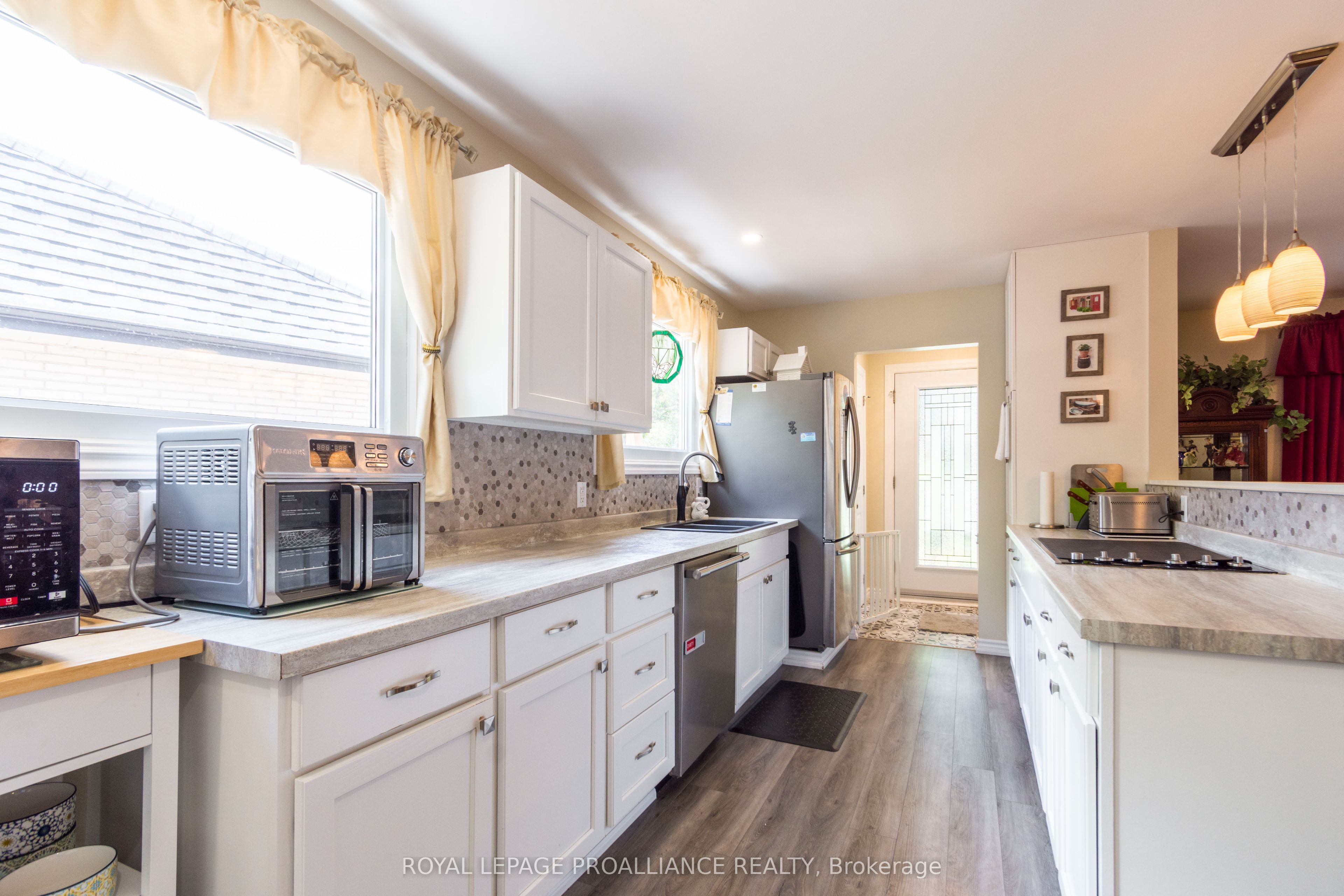 56 Parkview Heights Property Photo 19