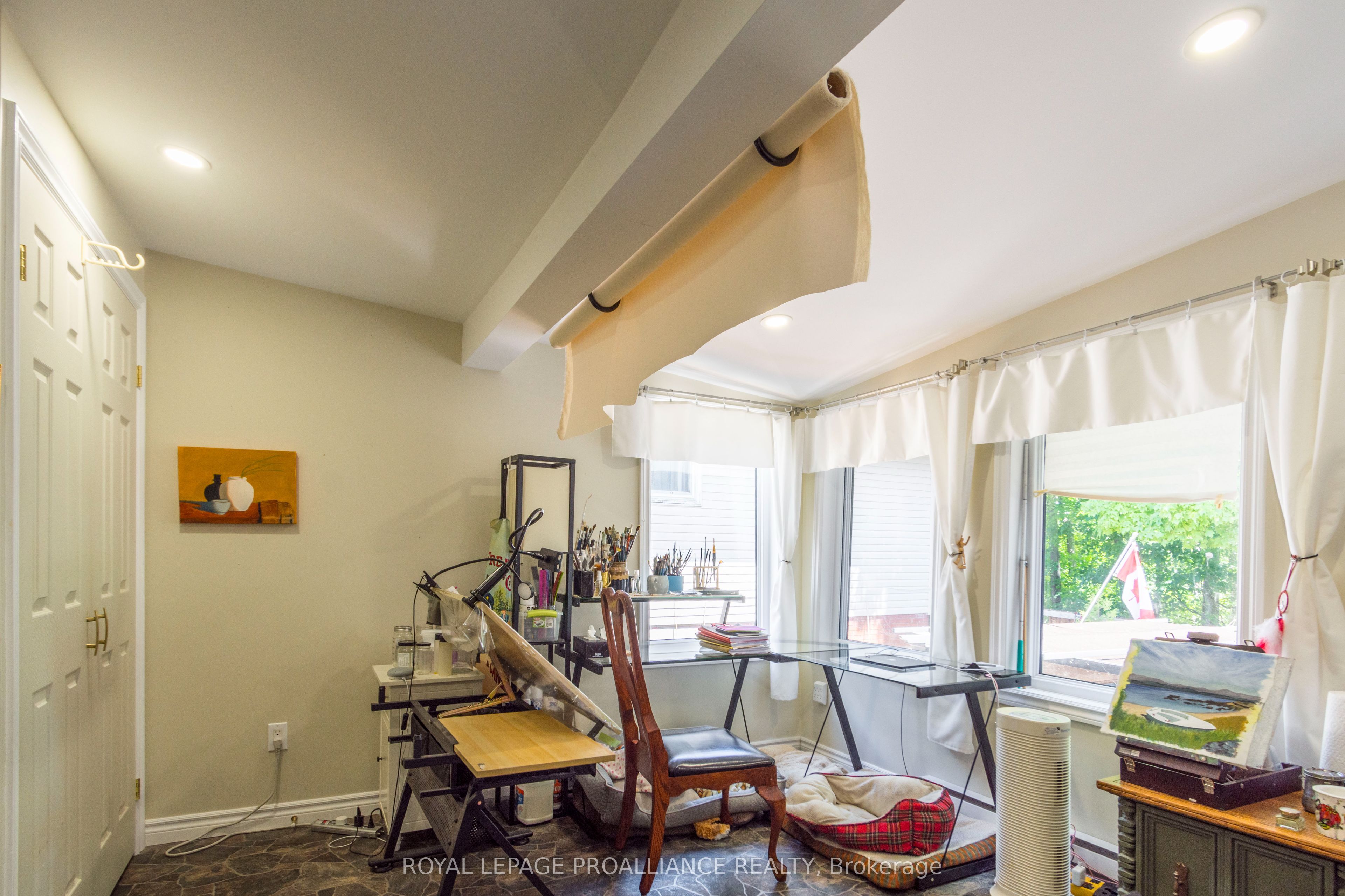 56 Parkview Heights Property Photo 22