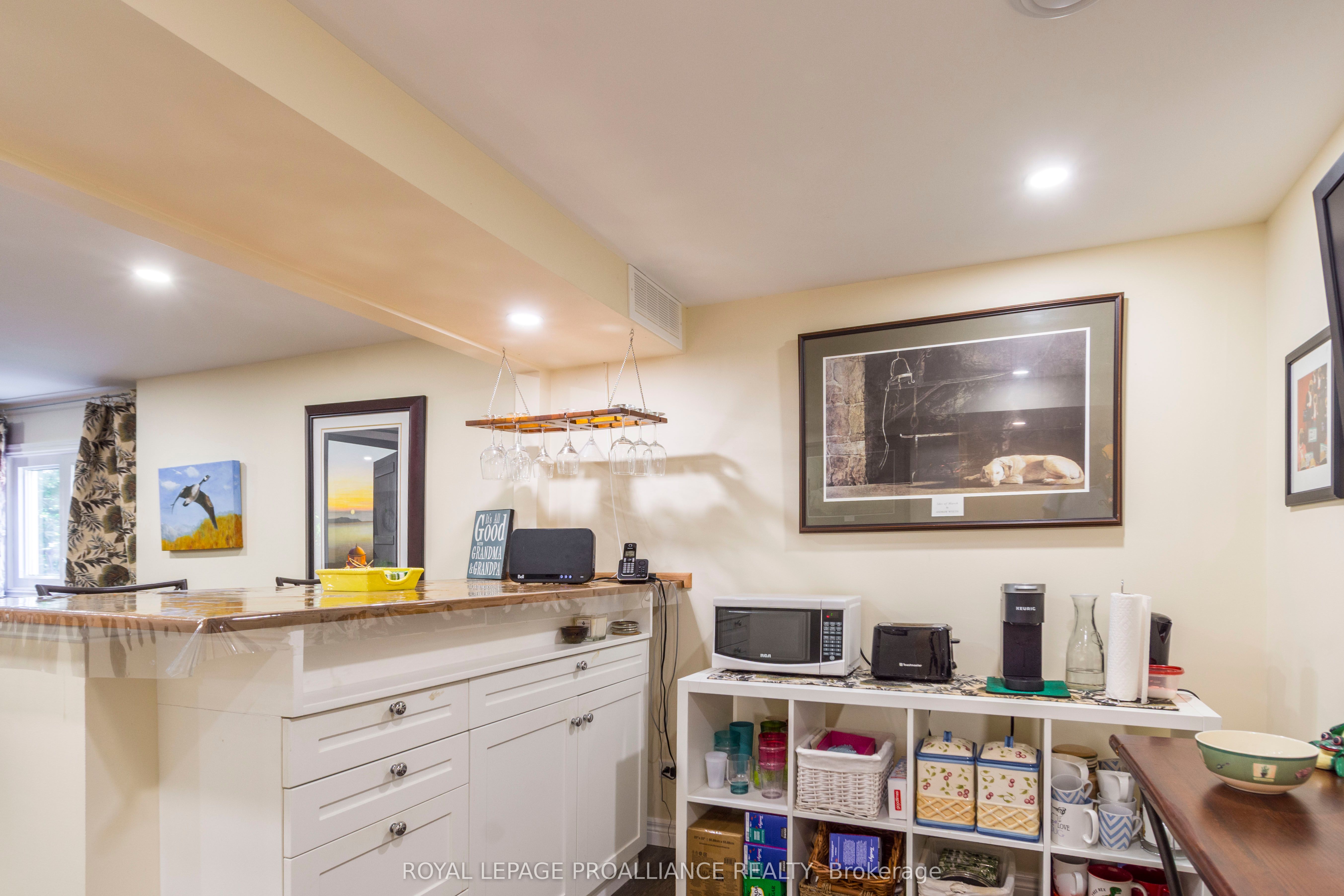 56 Parkview Heights Property Photo 32