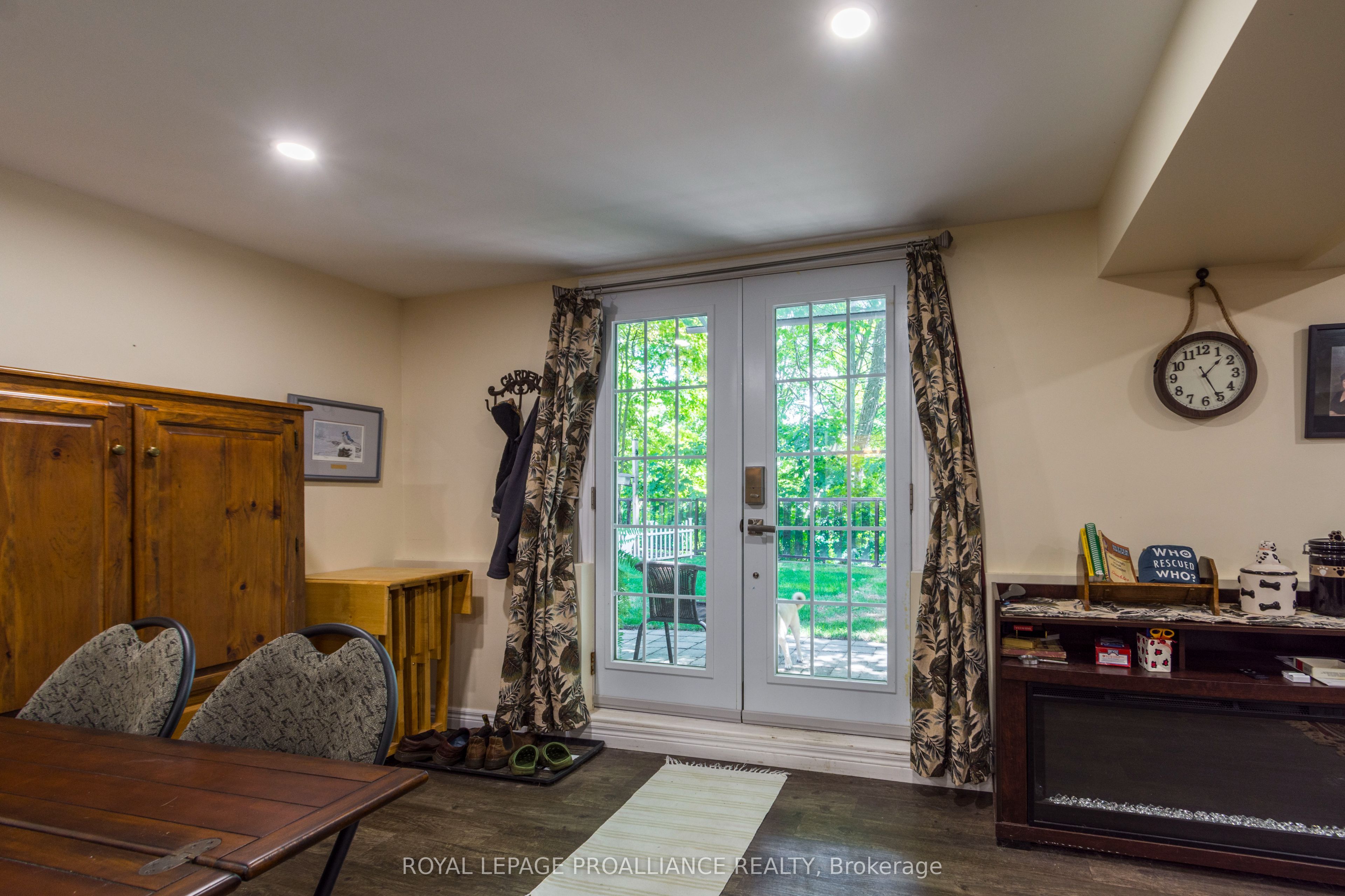 56 Parkview Heights Property Photo 35