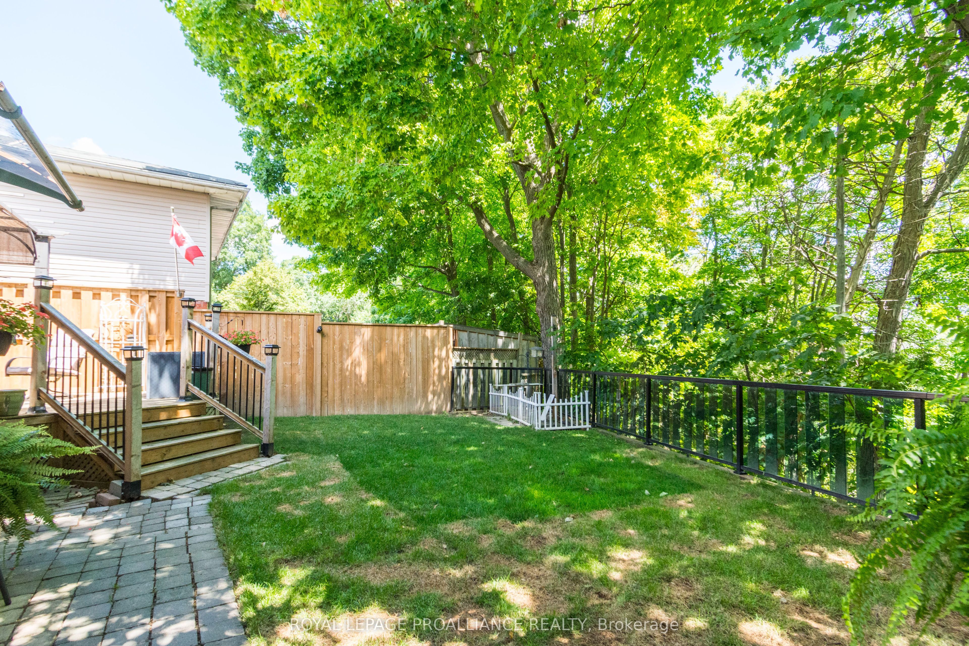 56 Parkview Heights Property Photo 40