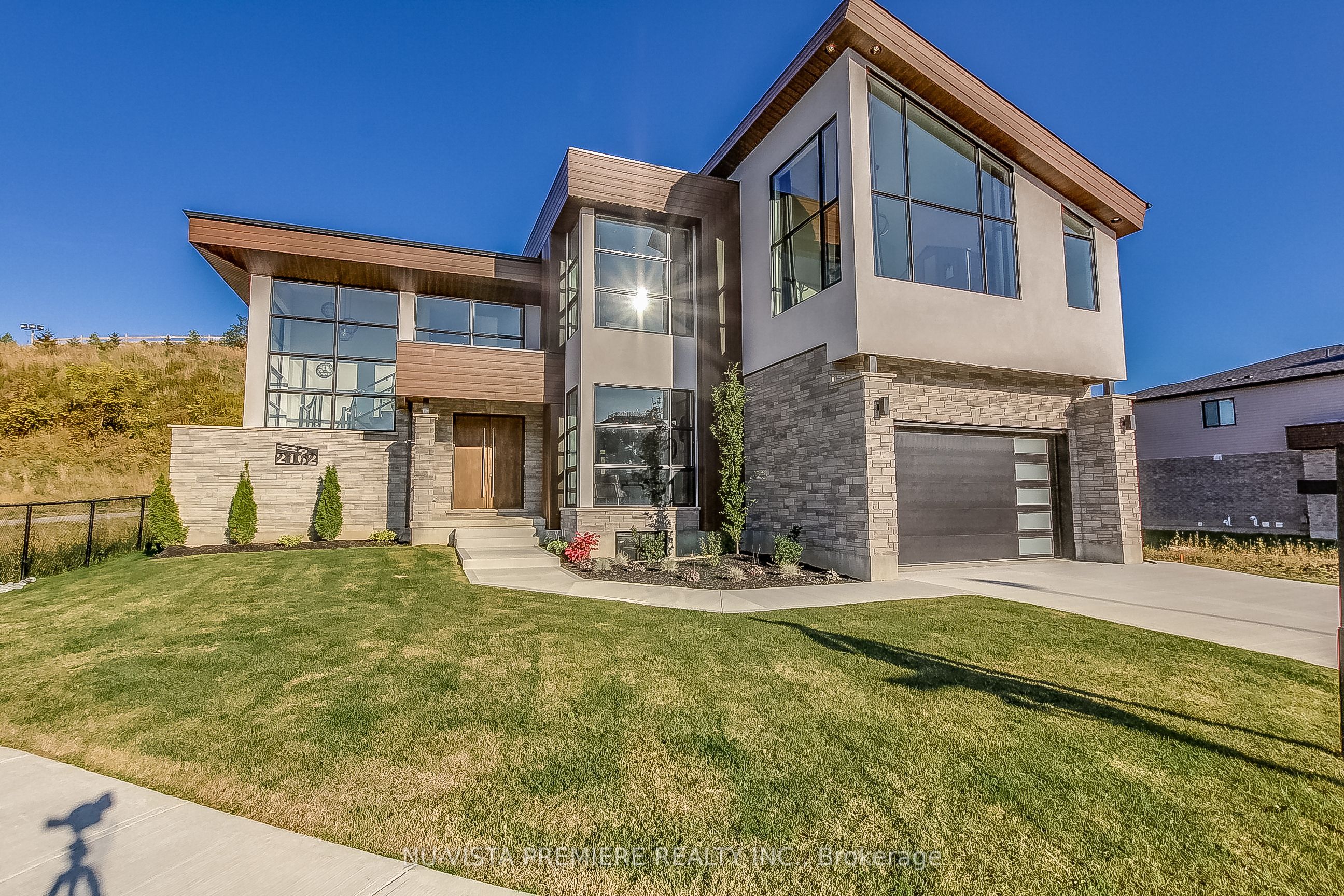 2162 Ironwood Road Property Photo