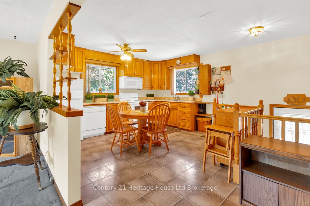 403131 Robinson Road Property Photo 8