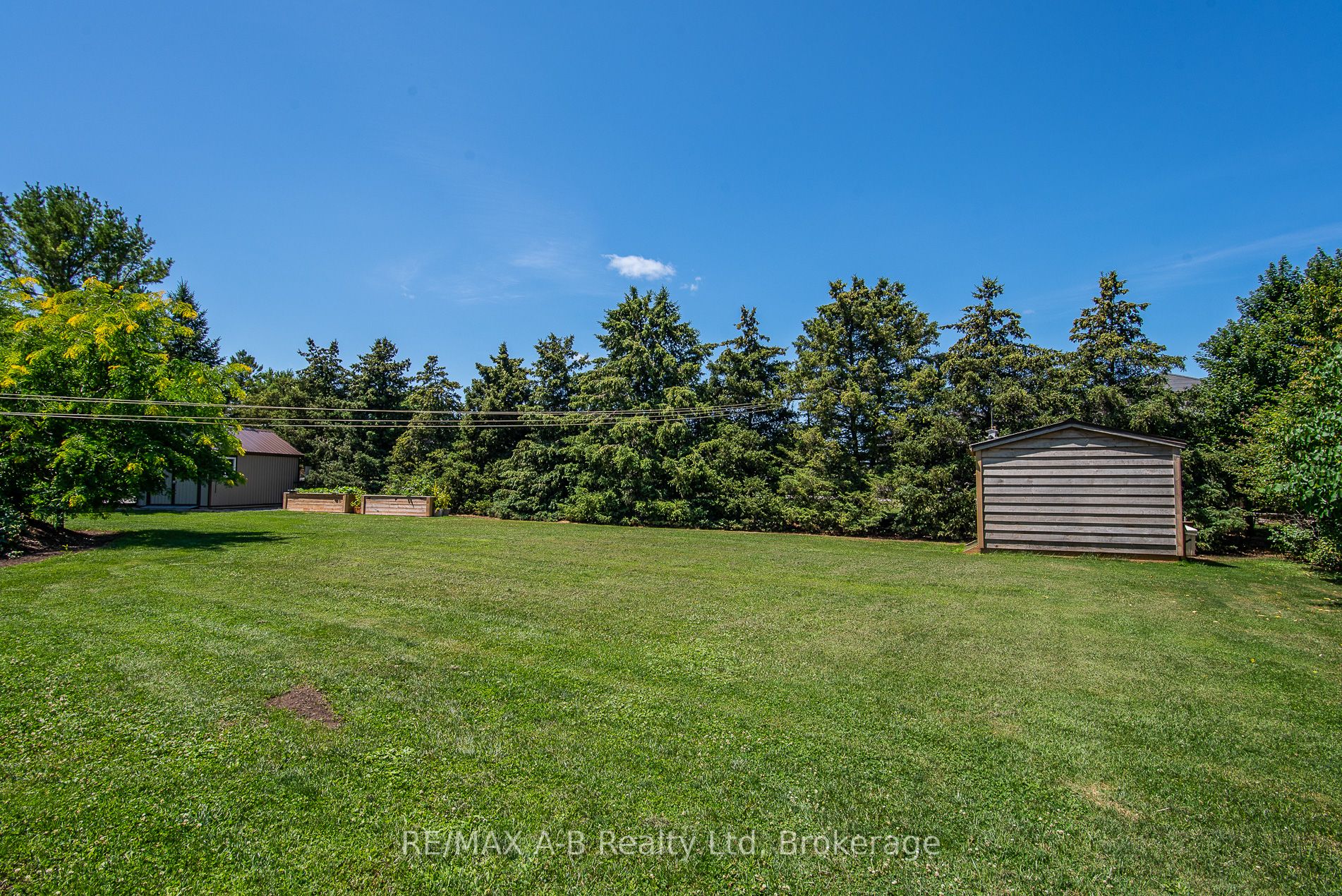 100 Red Maple Lane Property Photo 5