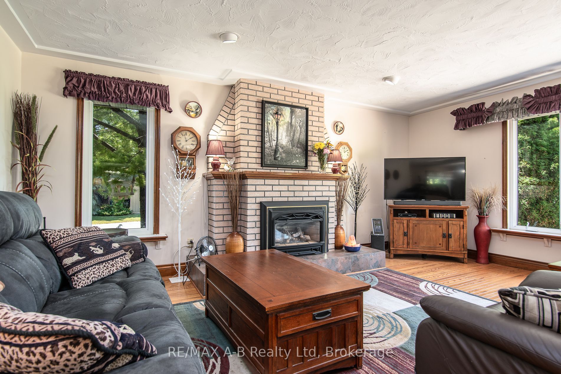100 Red Maple Lane Property Photo 17