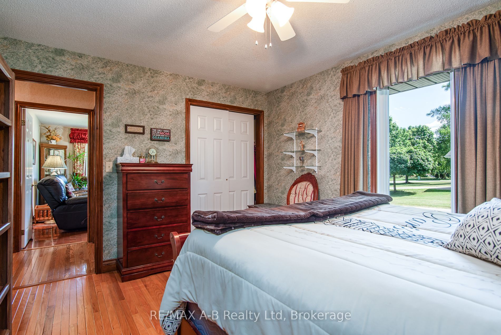 100 Red Maple Lane Property Photo 38