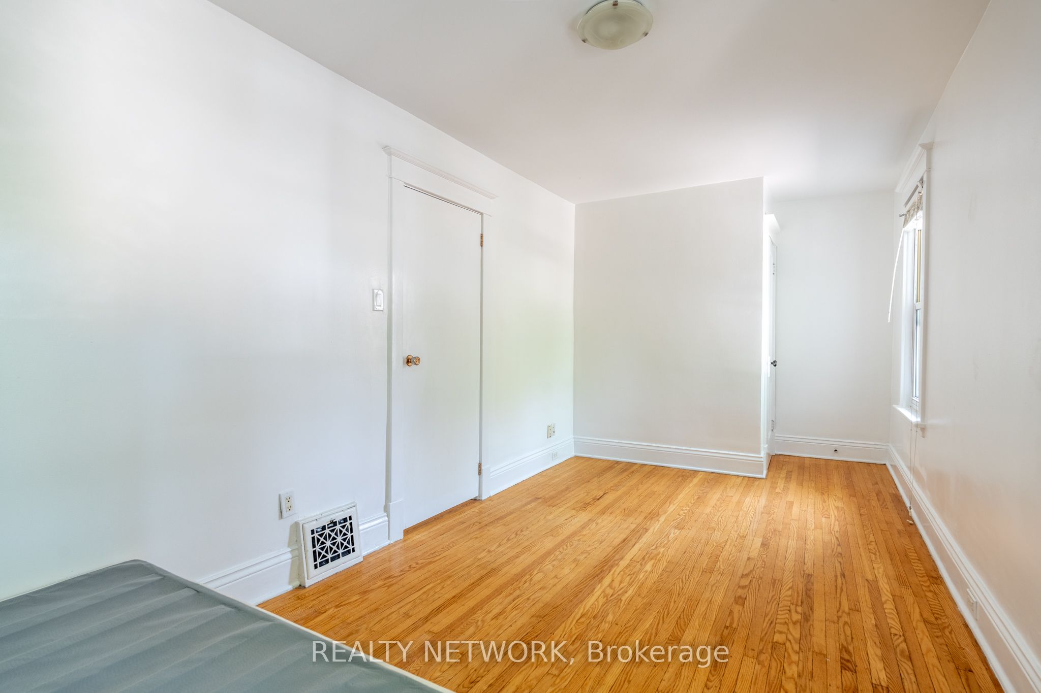 272 Stinson Crescent Property Photo 18