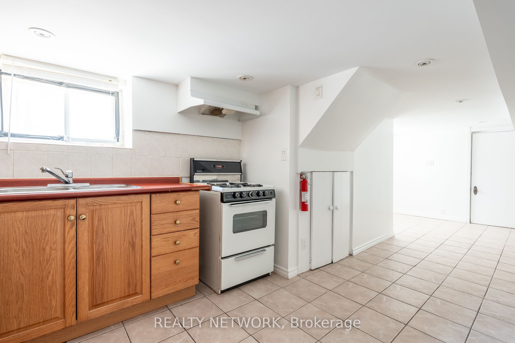 272 Stinson Crescent Property Photo 30