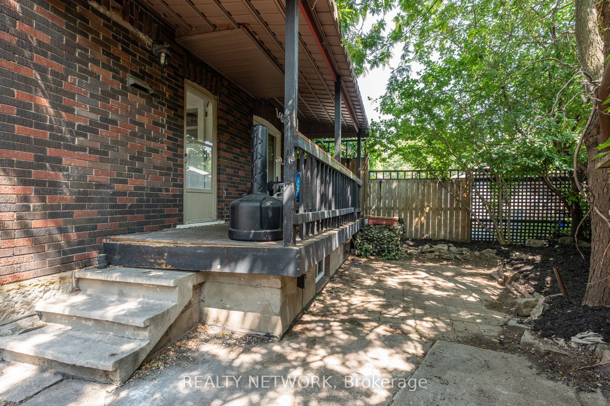 272 Stinson Crescent Property Photo 36