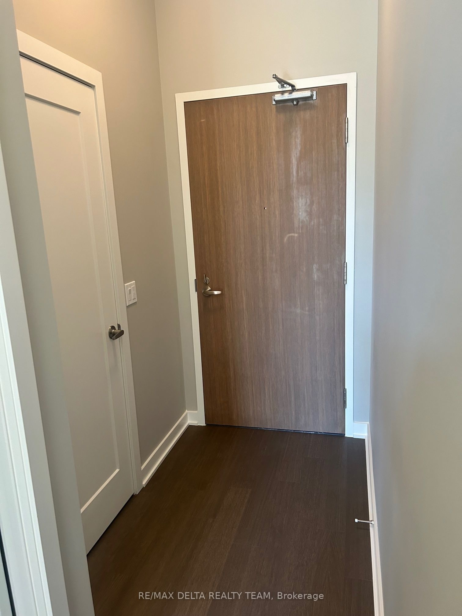 360 Deschatelets Avenue 106 Property Photo 5