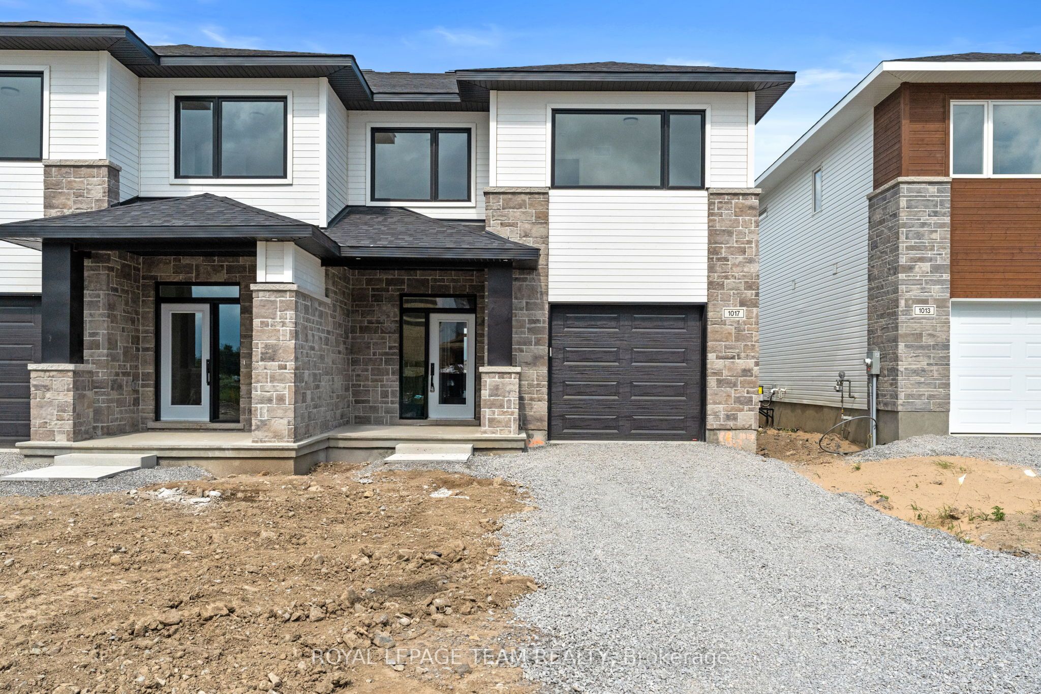 1017 Moore Street Property Photo