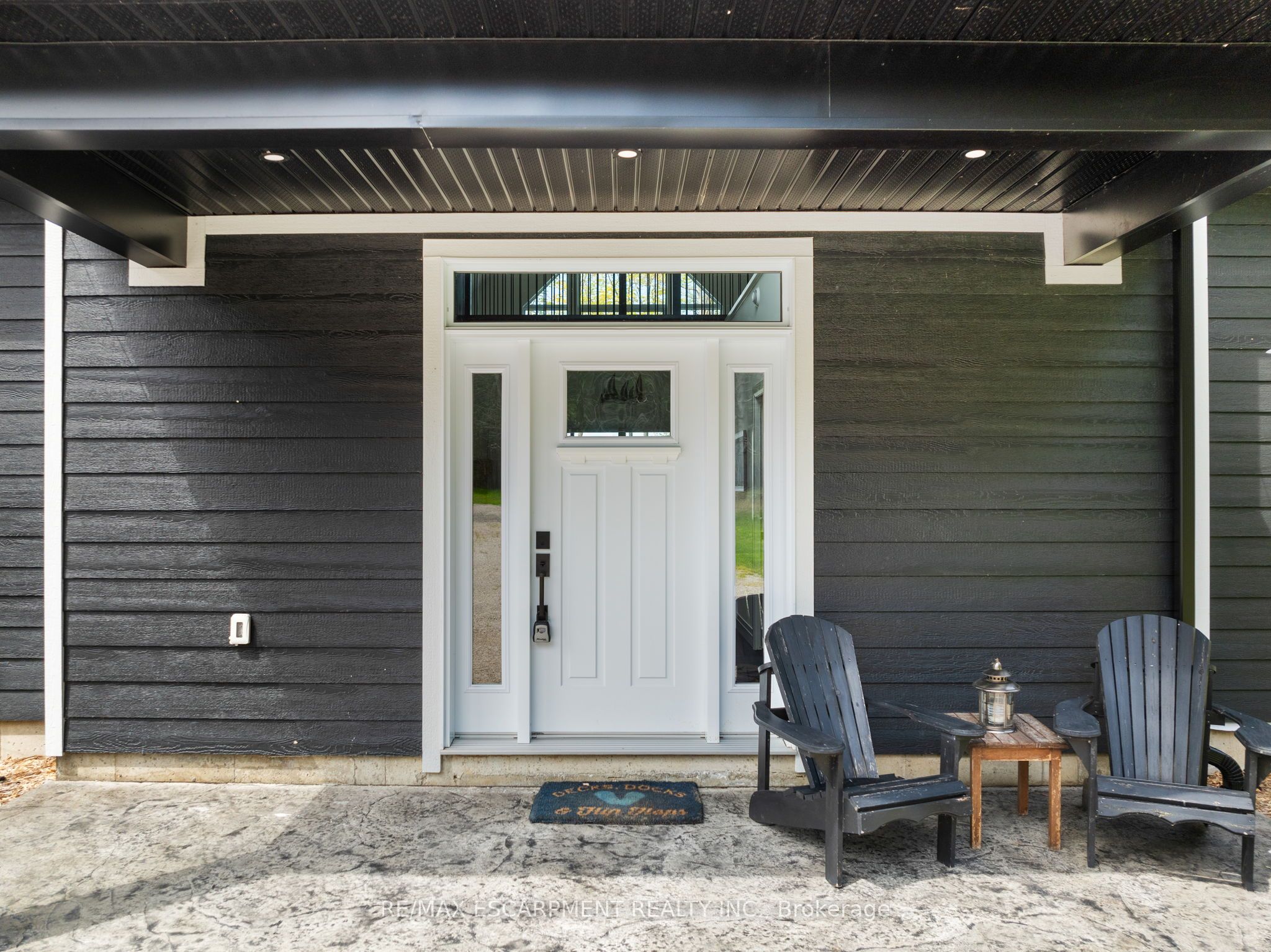 76b Johnston Road Property Photo 4