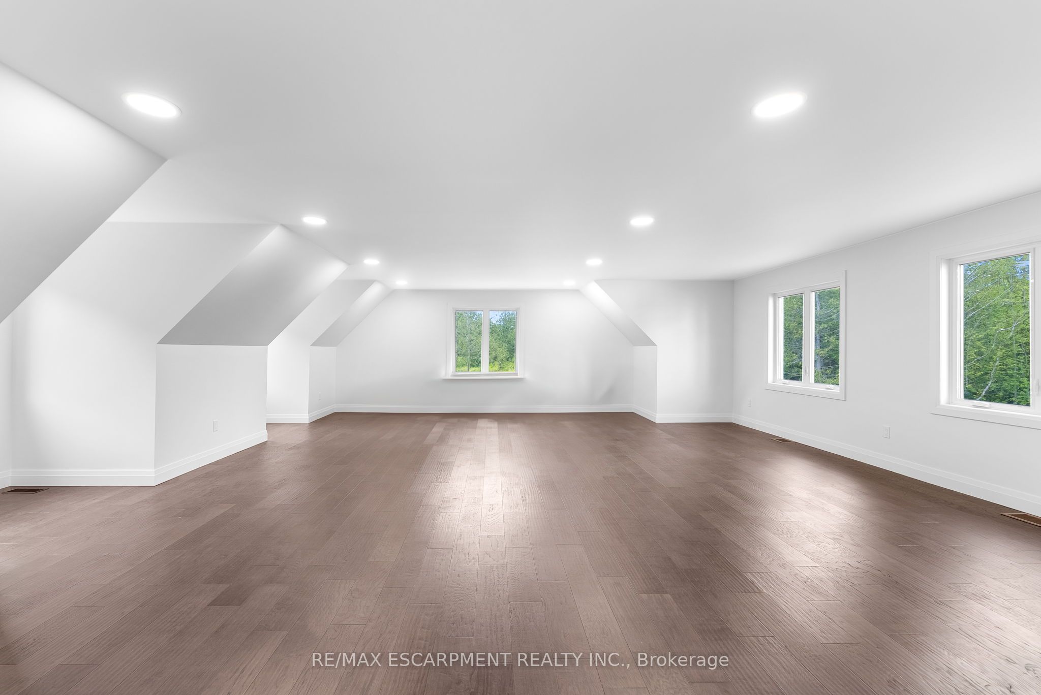 76b Johnston Road Property Photo 30