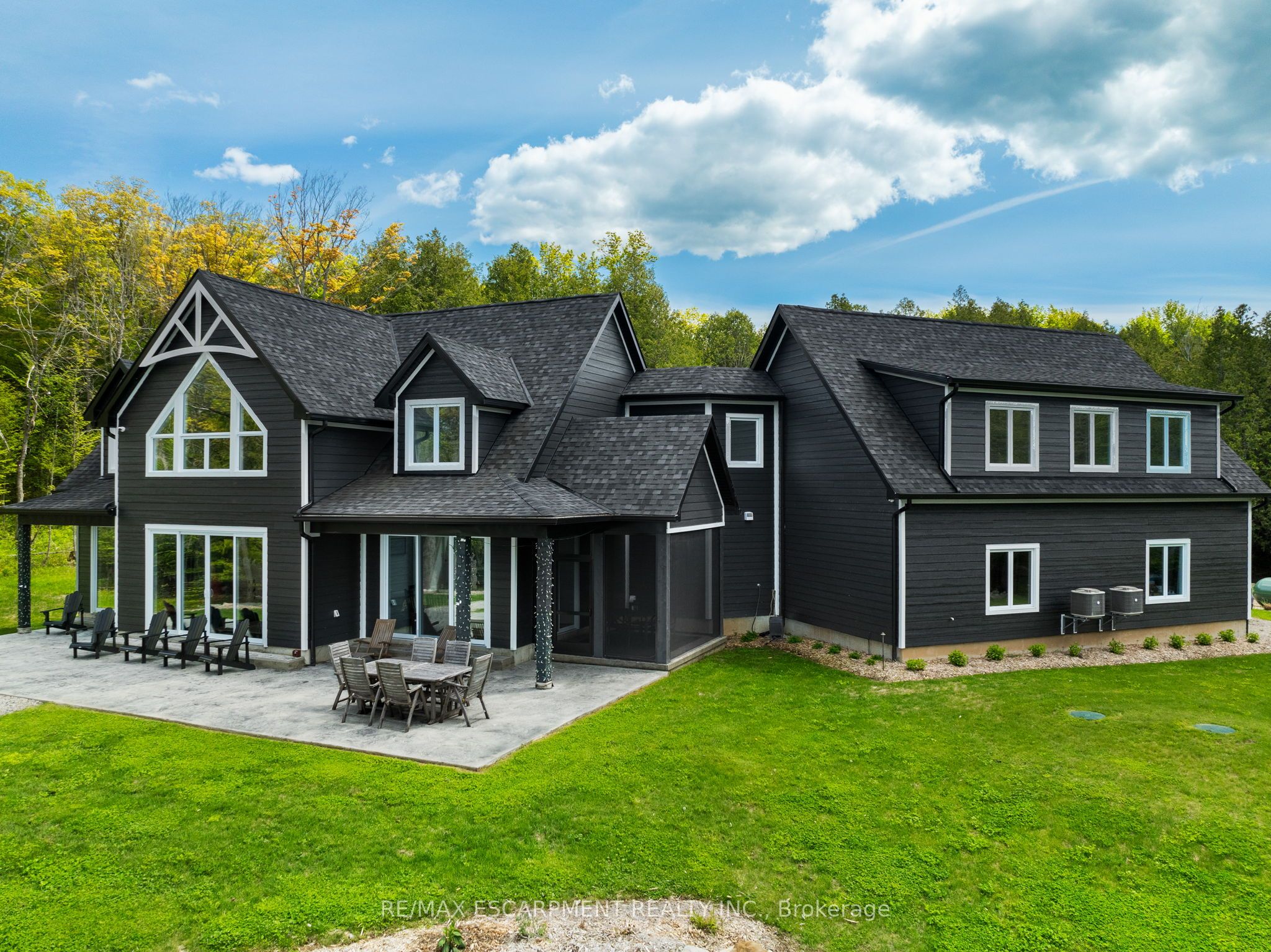 76b Johnston Road Property Photo 33