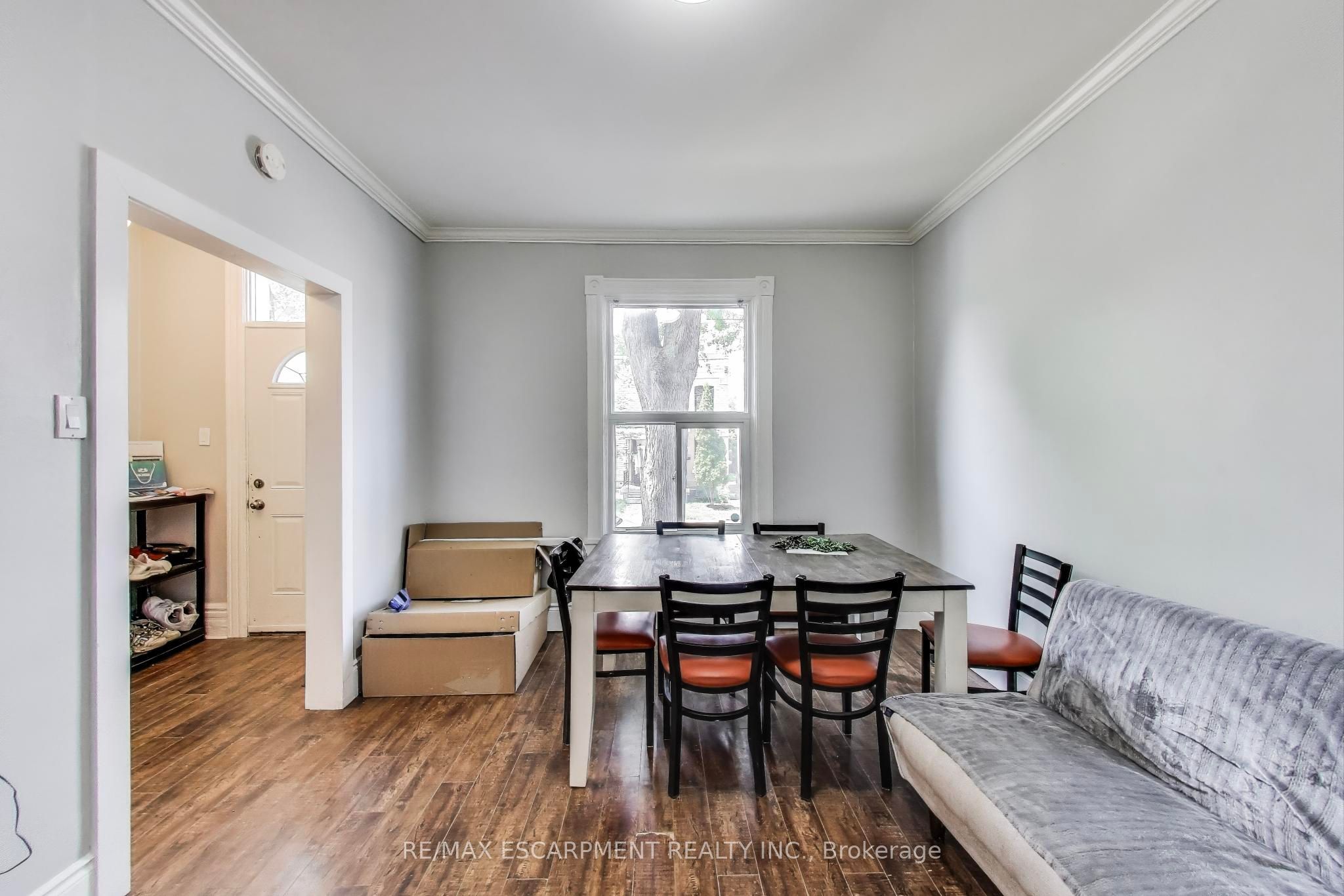 8 Madison Avenue Property Photo 4