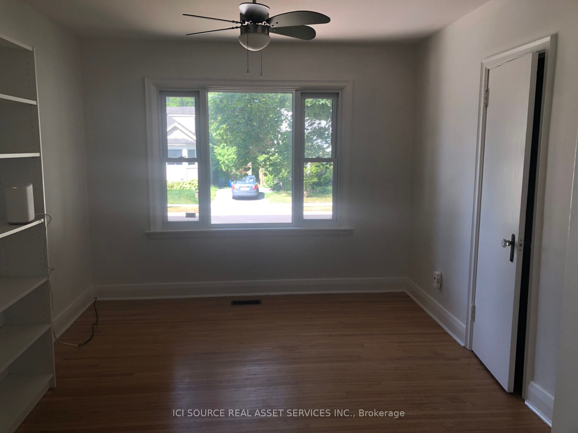 123 Foster Avenue Property Photo 4