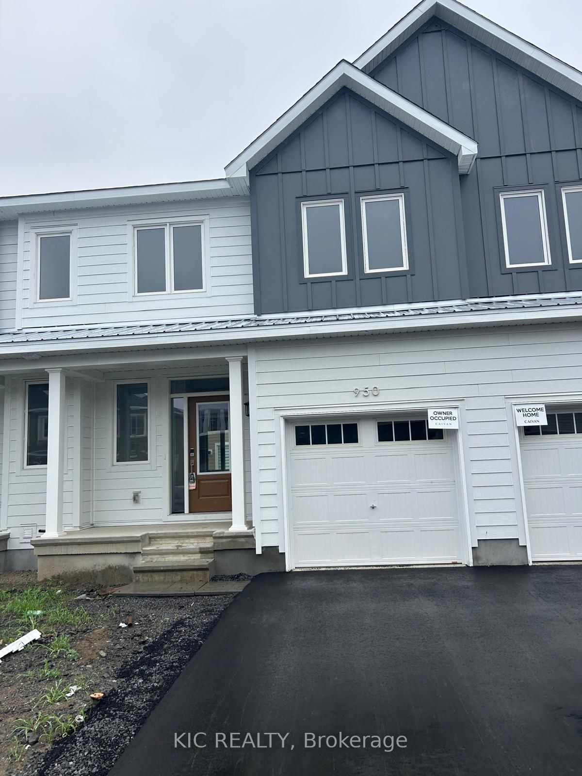950 Seagrave Lane