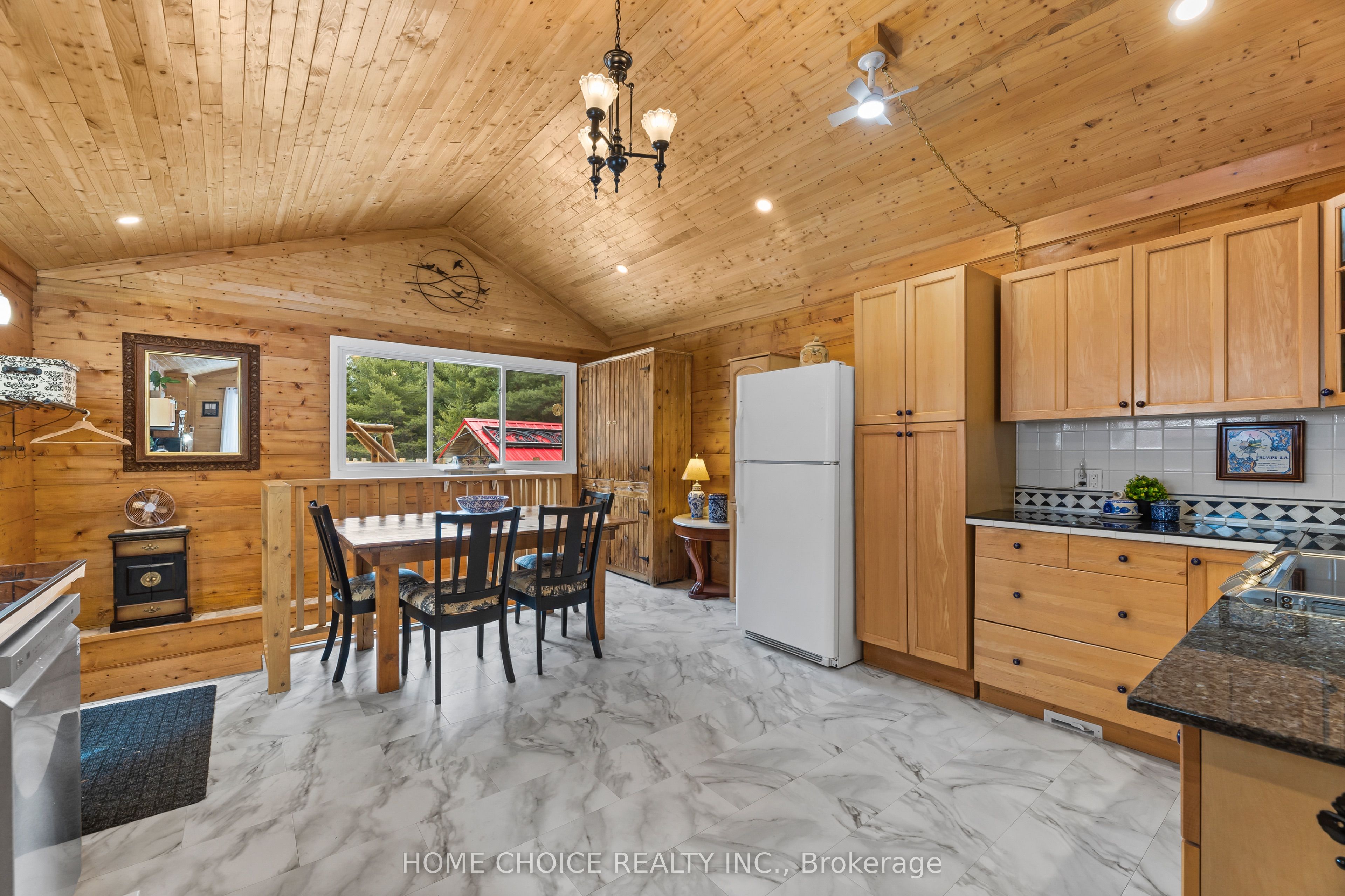 1190 North Baptiste Lake Road Property Photo 4