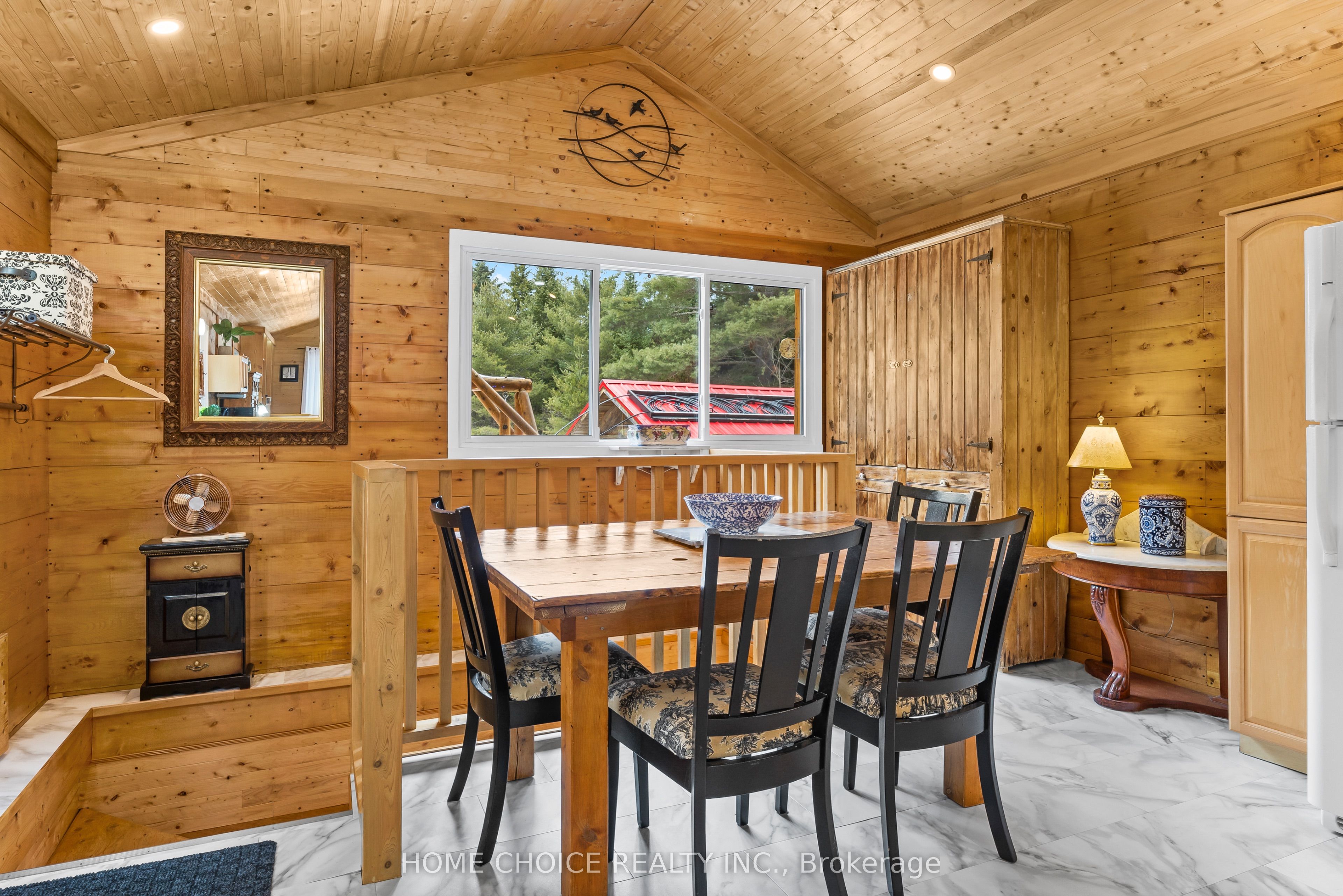 1190 North Baptiste Lake Road Property Photo 6